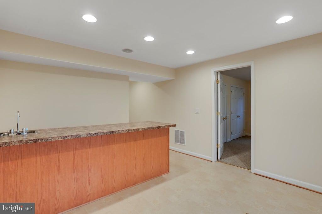 APPLE KNOLLS ESTATES - Residential