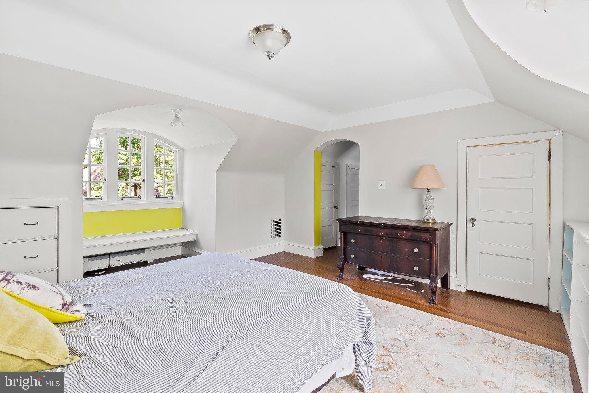 MERION STATION - Residential