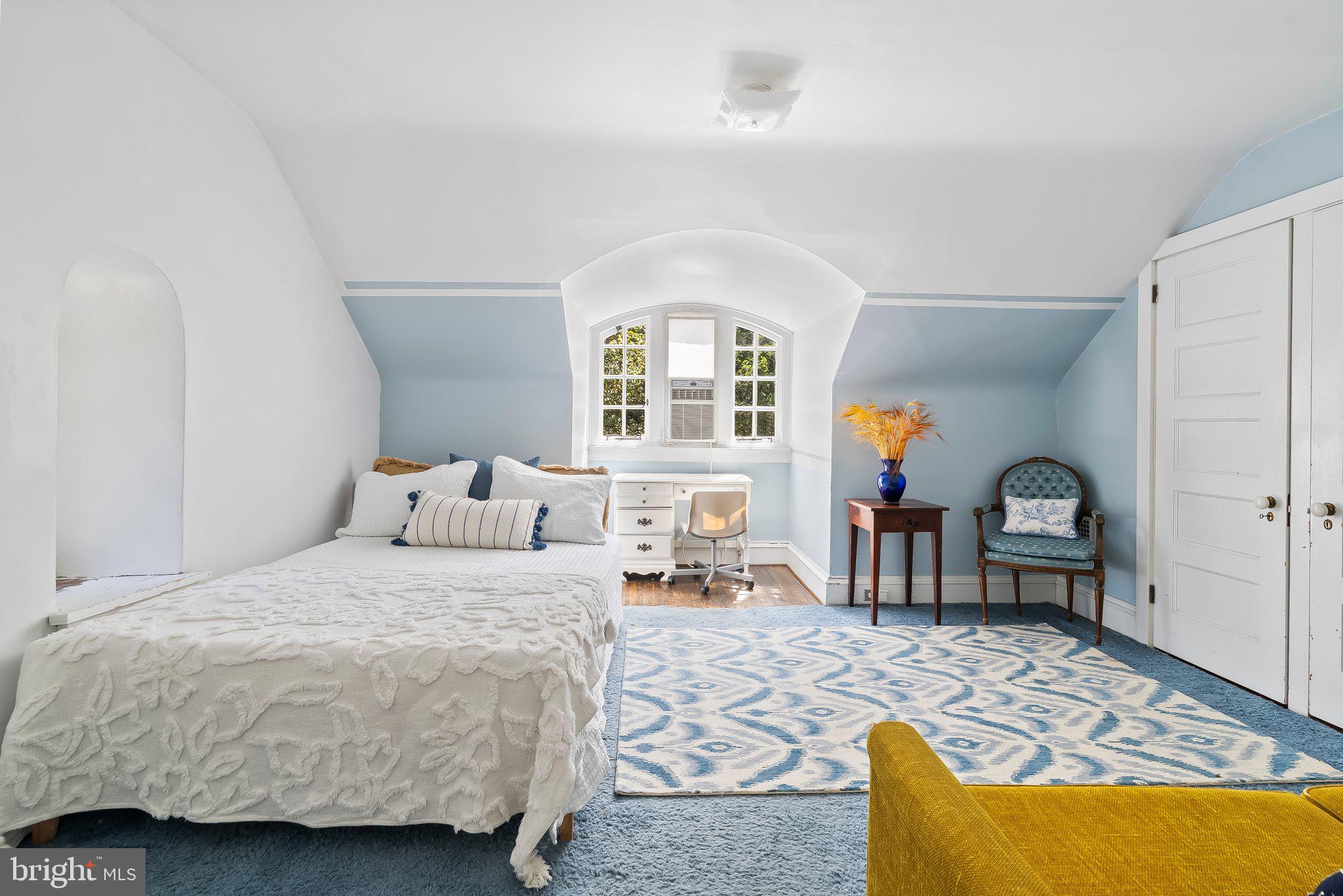 MERION STATION - Residential