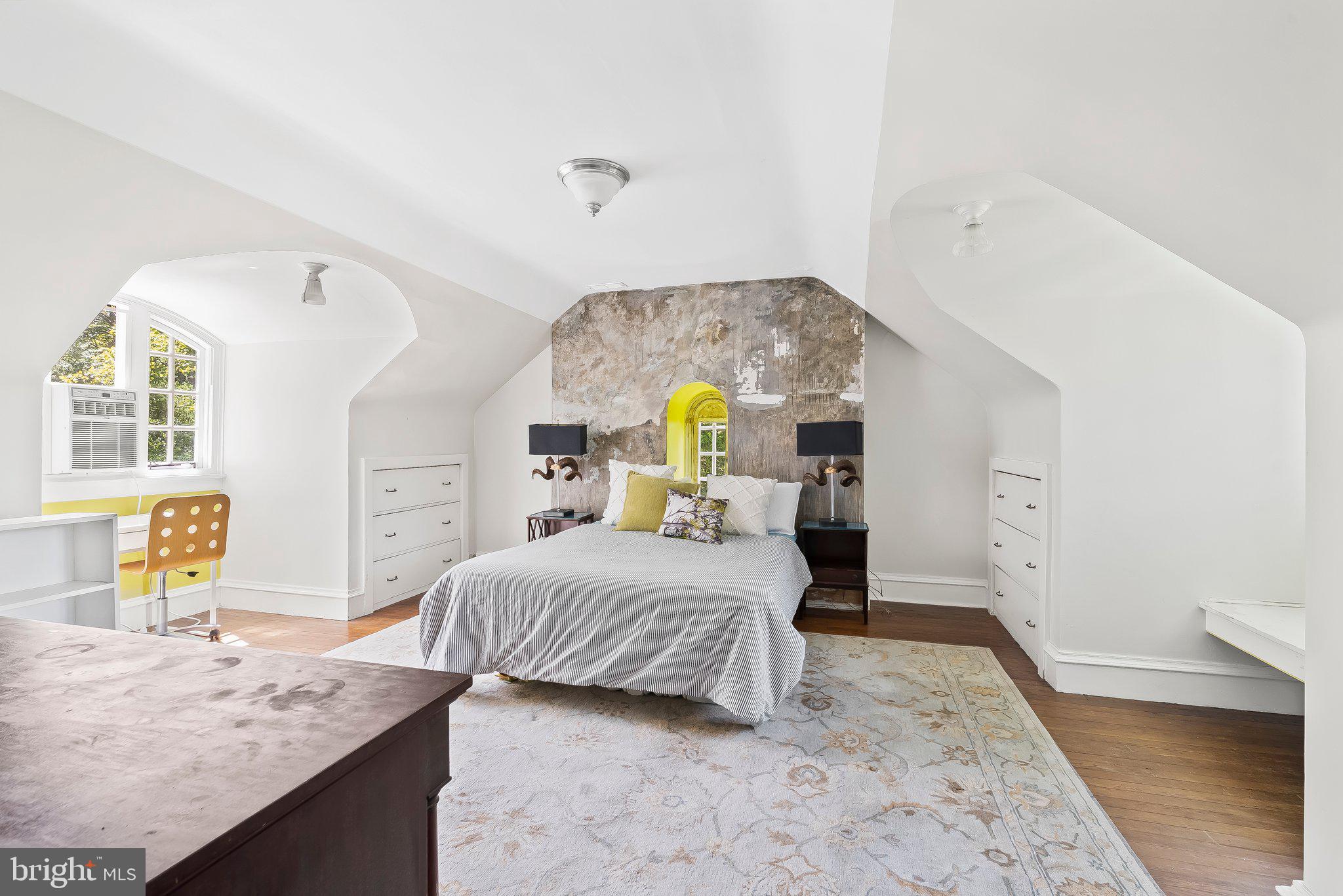 MERION STATION - Residential