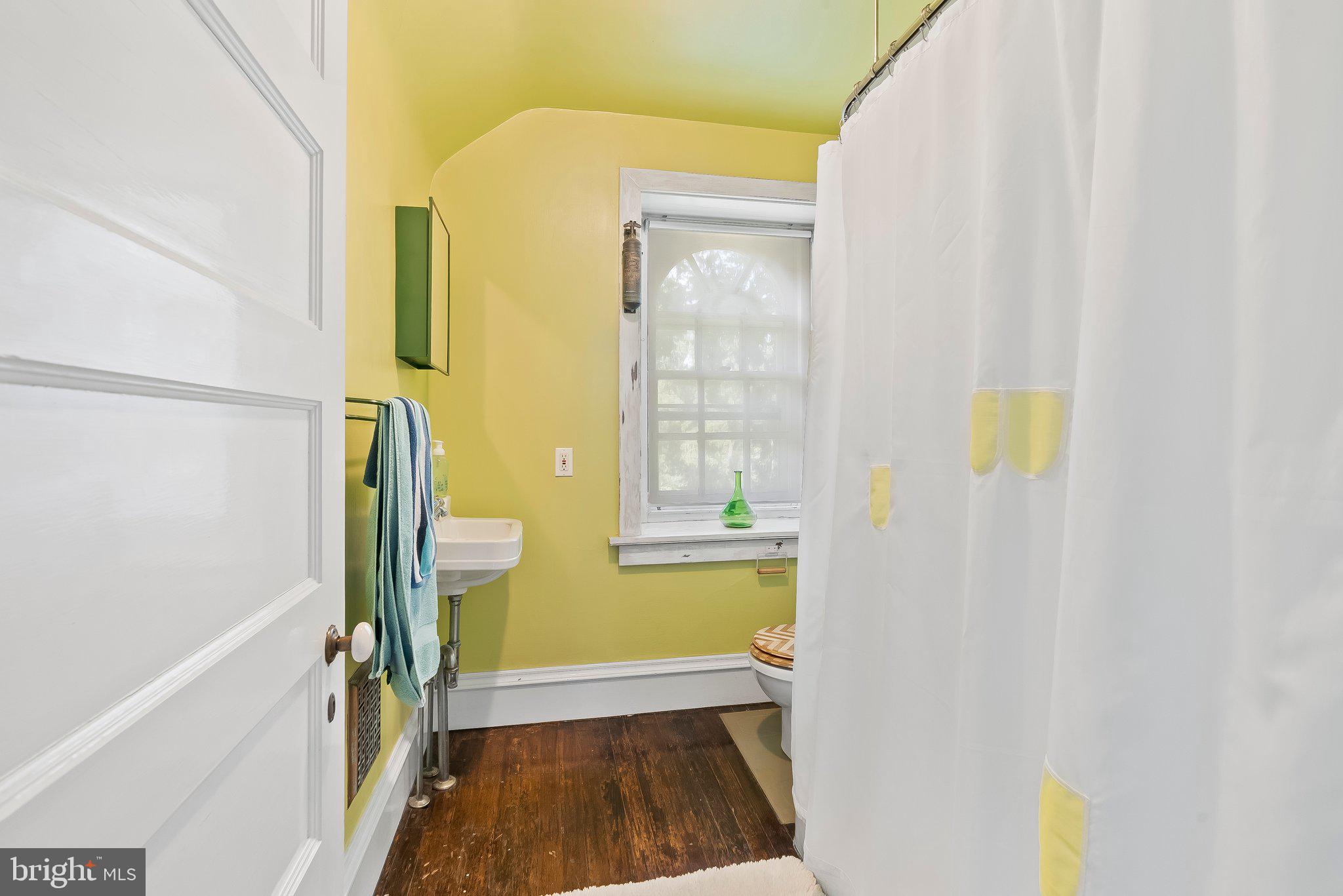 MERION STATION - Residential