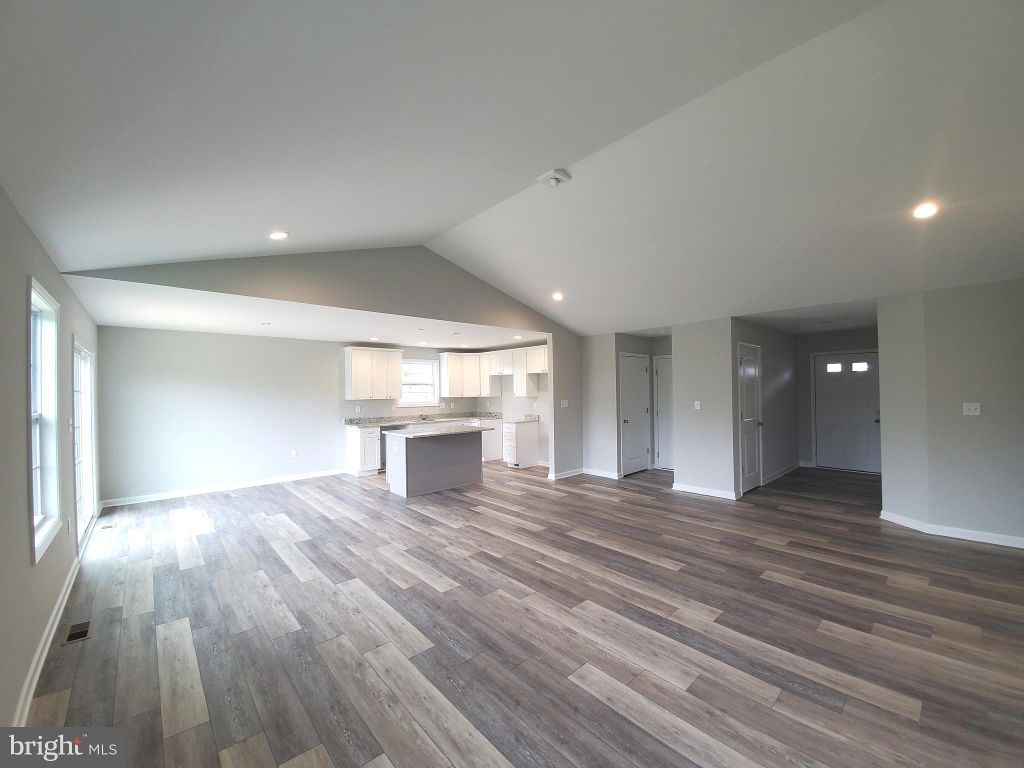 PRENTISS POINT - Residential