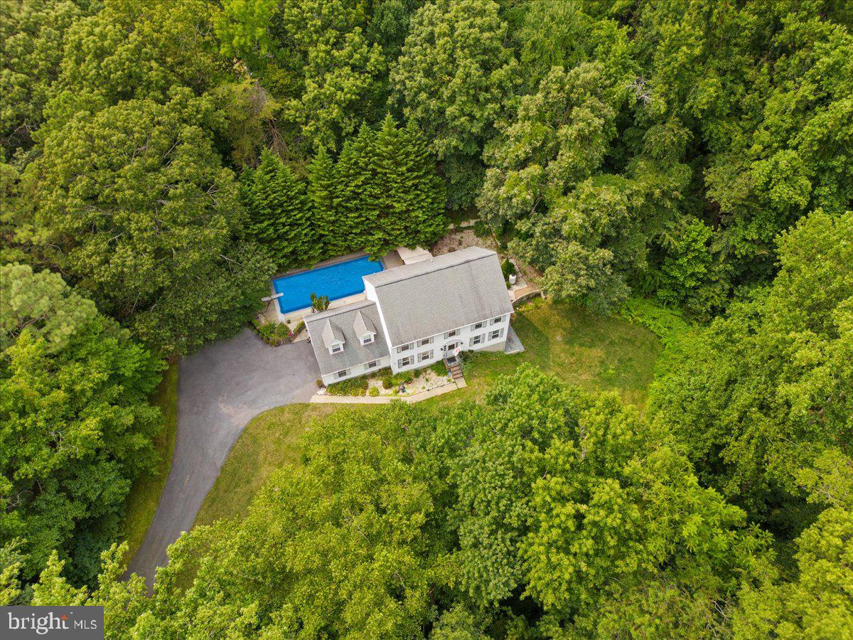 VICTORIA STATION - Residential