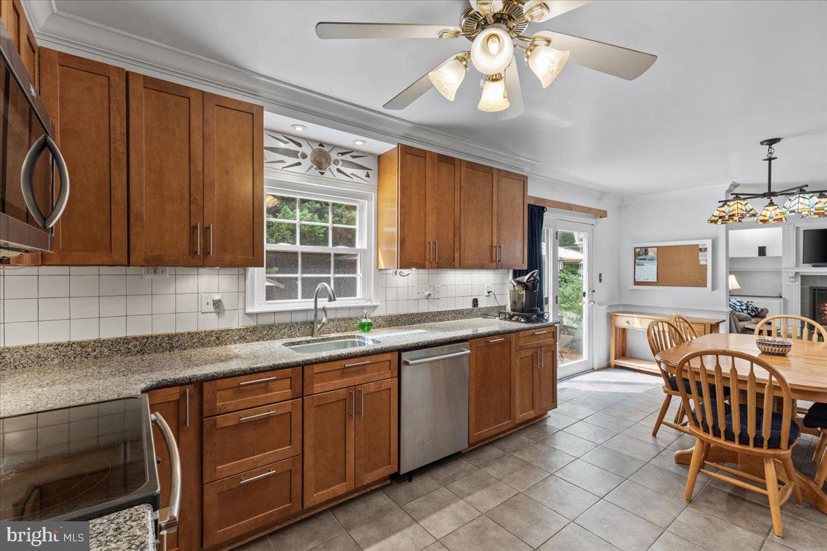 VICTORIA STATION - Residential