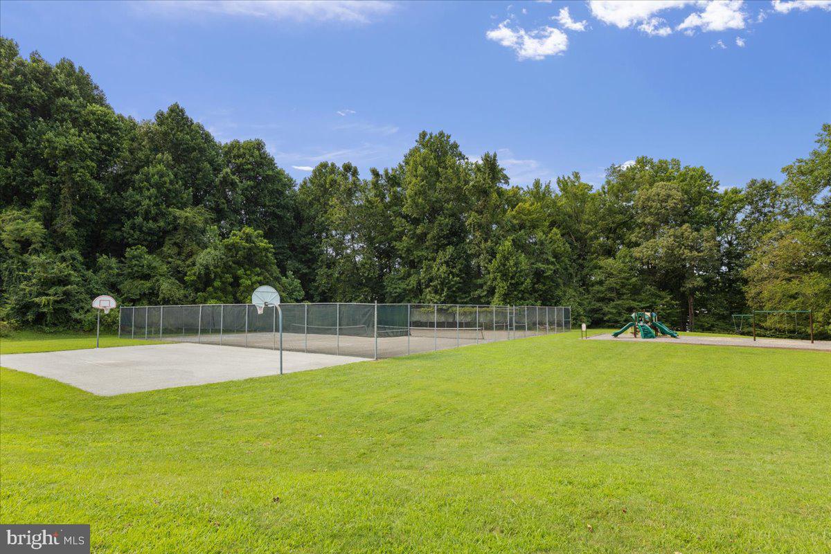 VICTORIA STATION - Residential