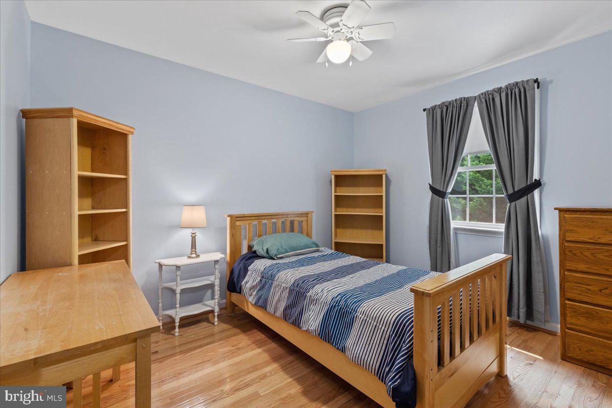 VICTORIA STATION - Residential