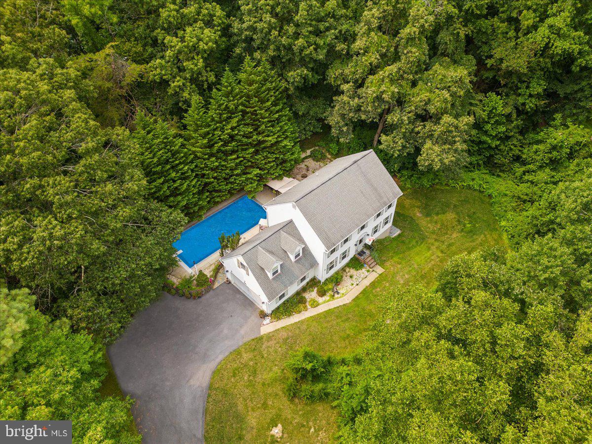 VICTORIA STATION - Residential