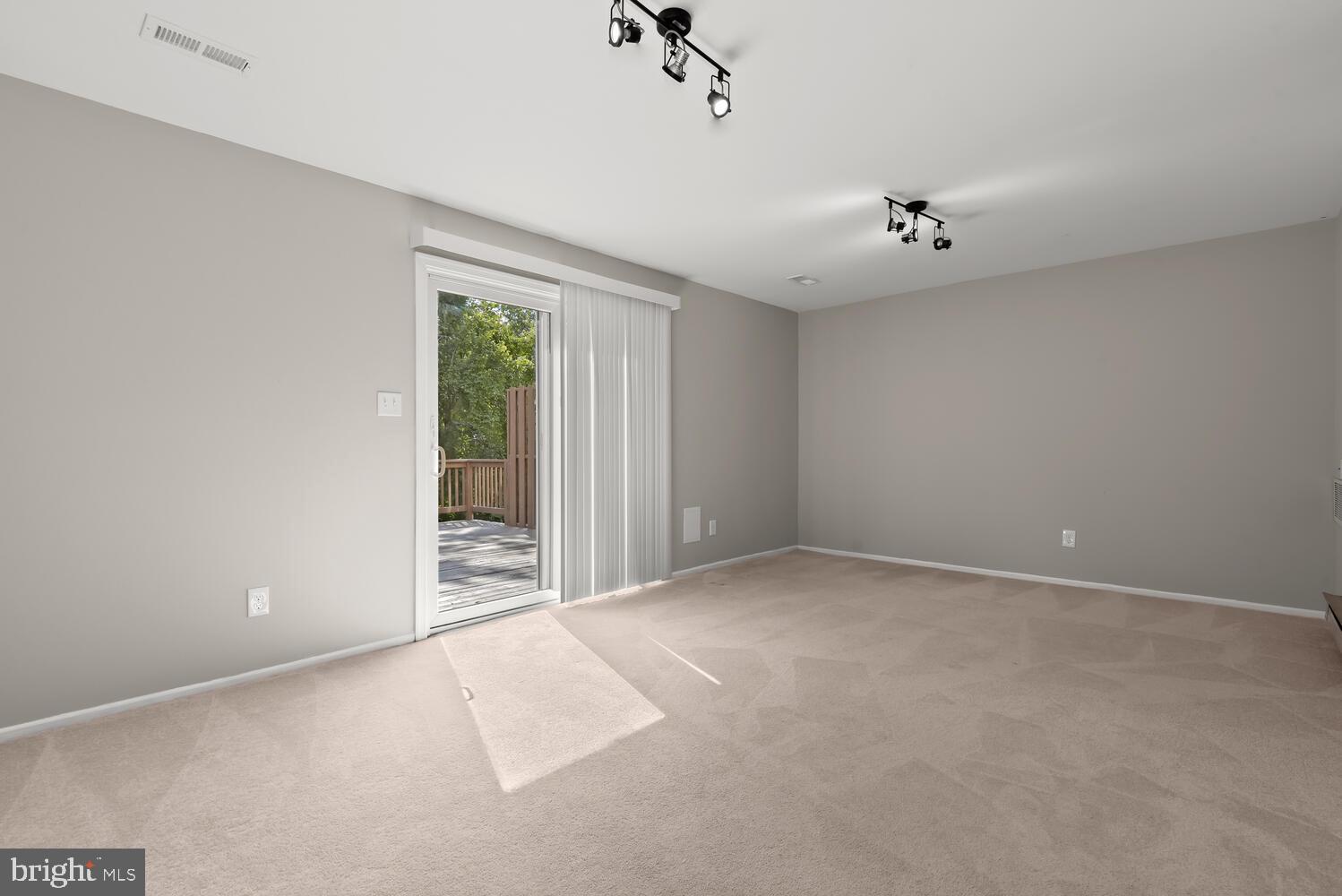 JONES VALLEY - Residential