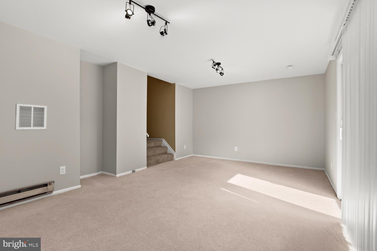 JONES VALLEY - Residential