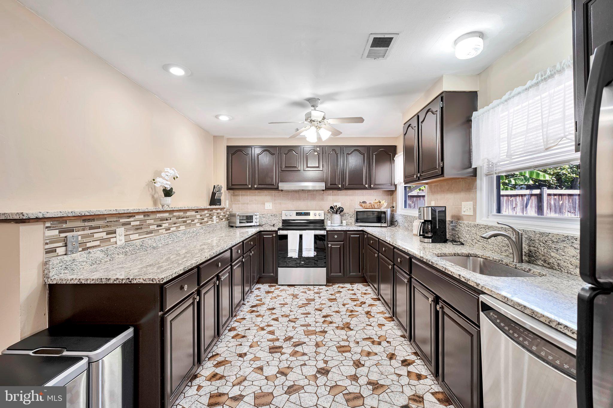 STERLING  PARK - Residential