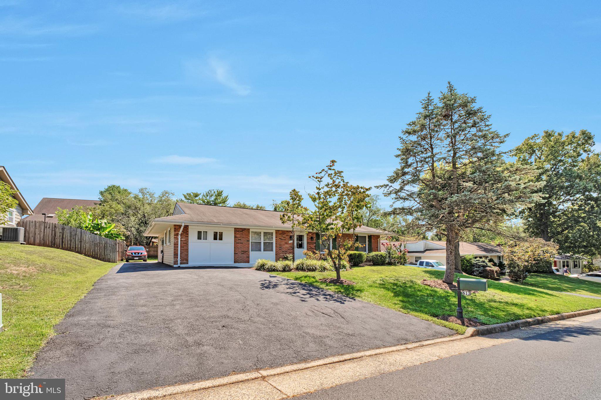 STERLING  PARK - Residential