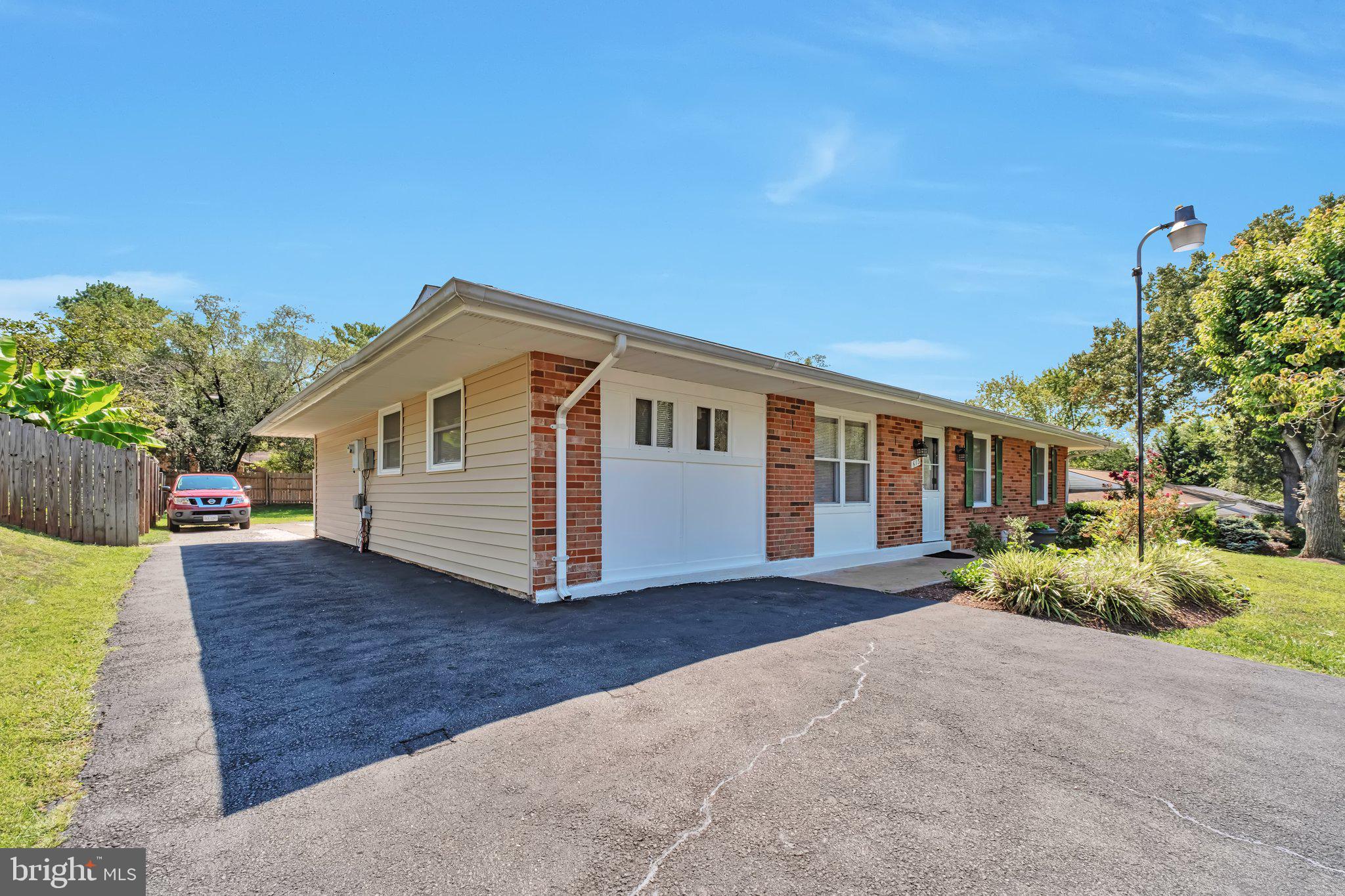 STERLING  PARK - Residential