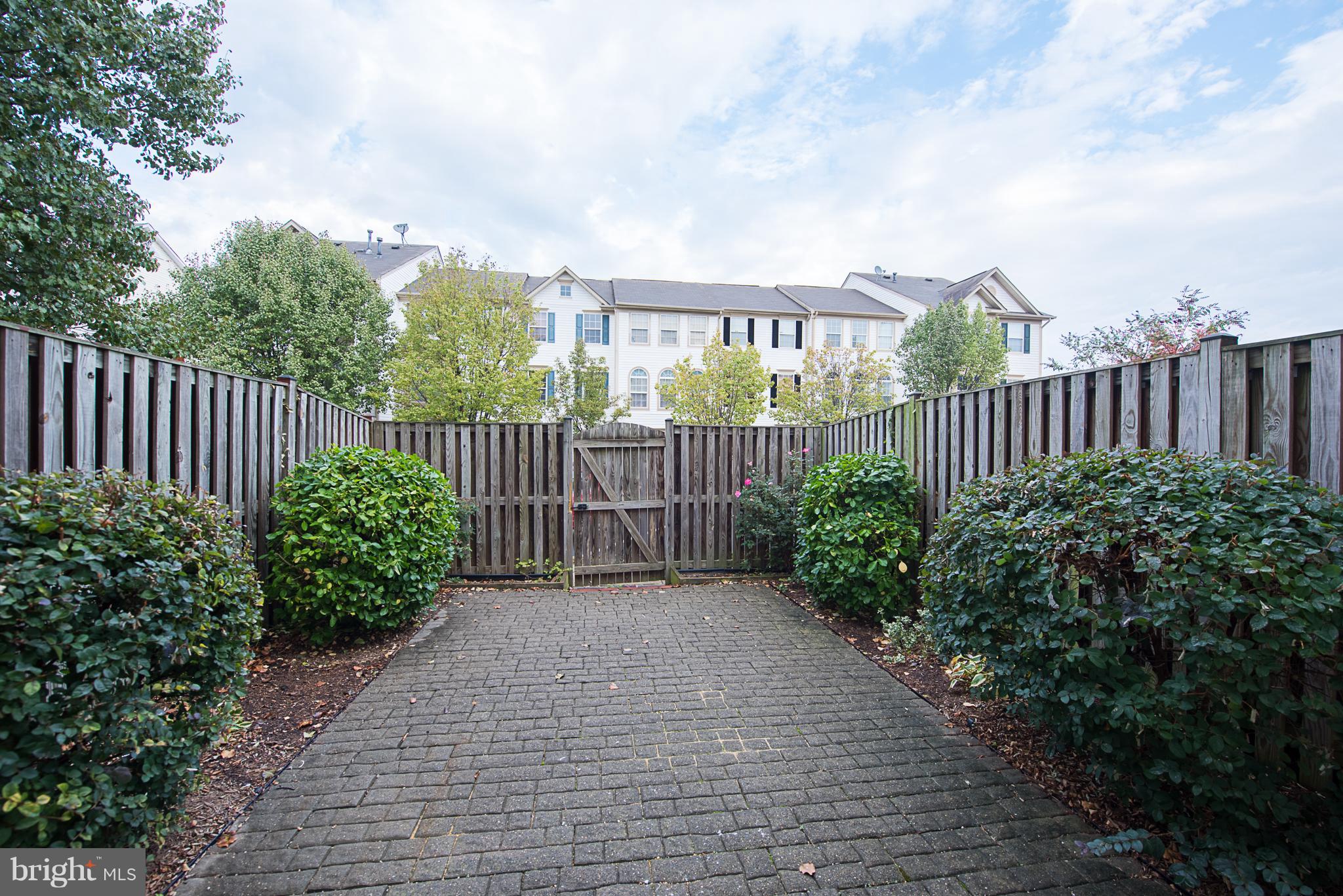 CAMPBELLS TRACE - Residential Lease