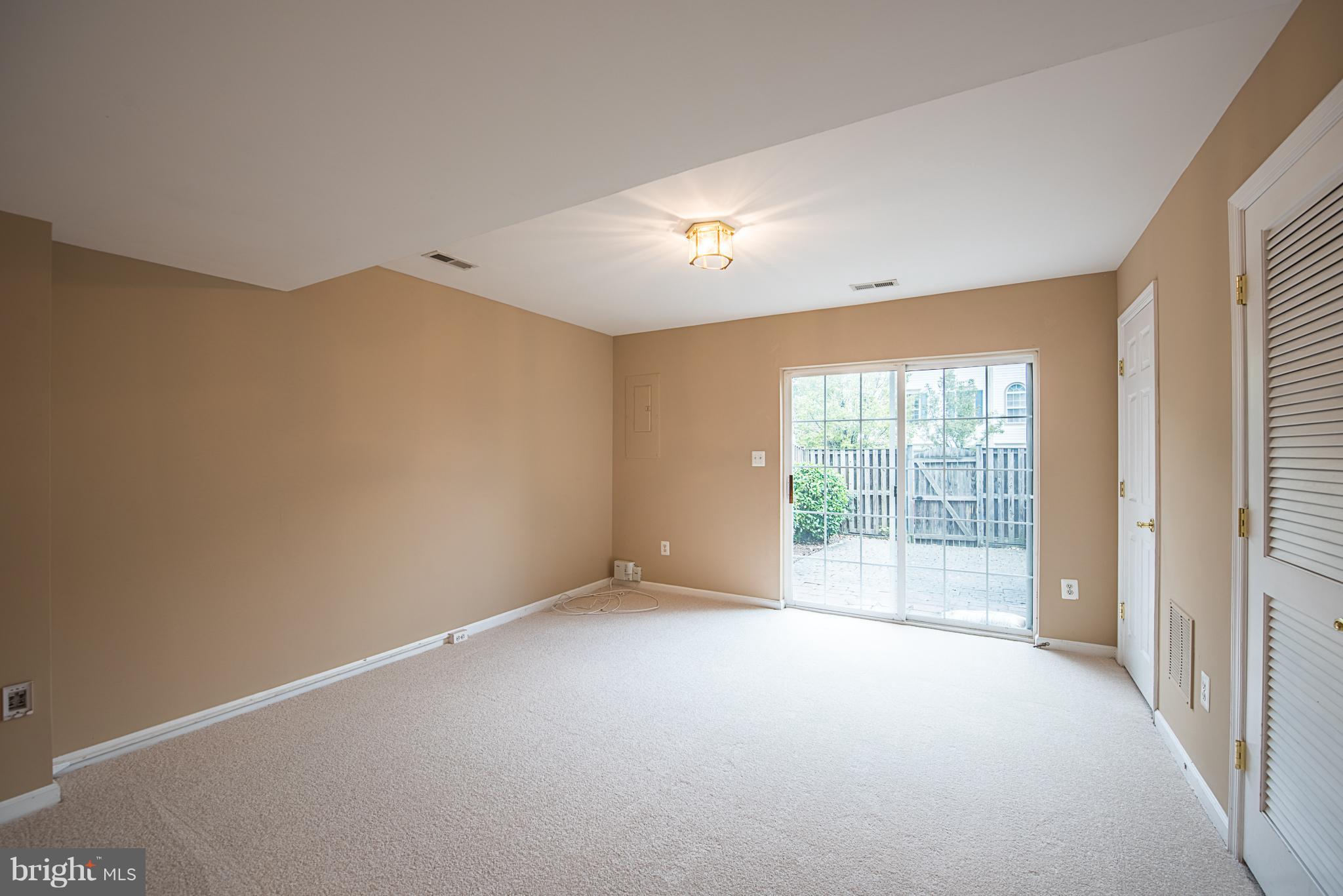 CAMPBELLS TRACE - Residential Lease