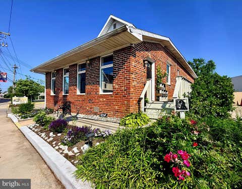 Photo of 4134 Main Street, CHINCOTEAGUE ISLAND, VA 23336 (MLS # VAAC2003020)