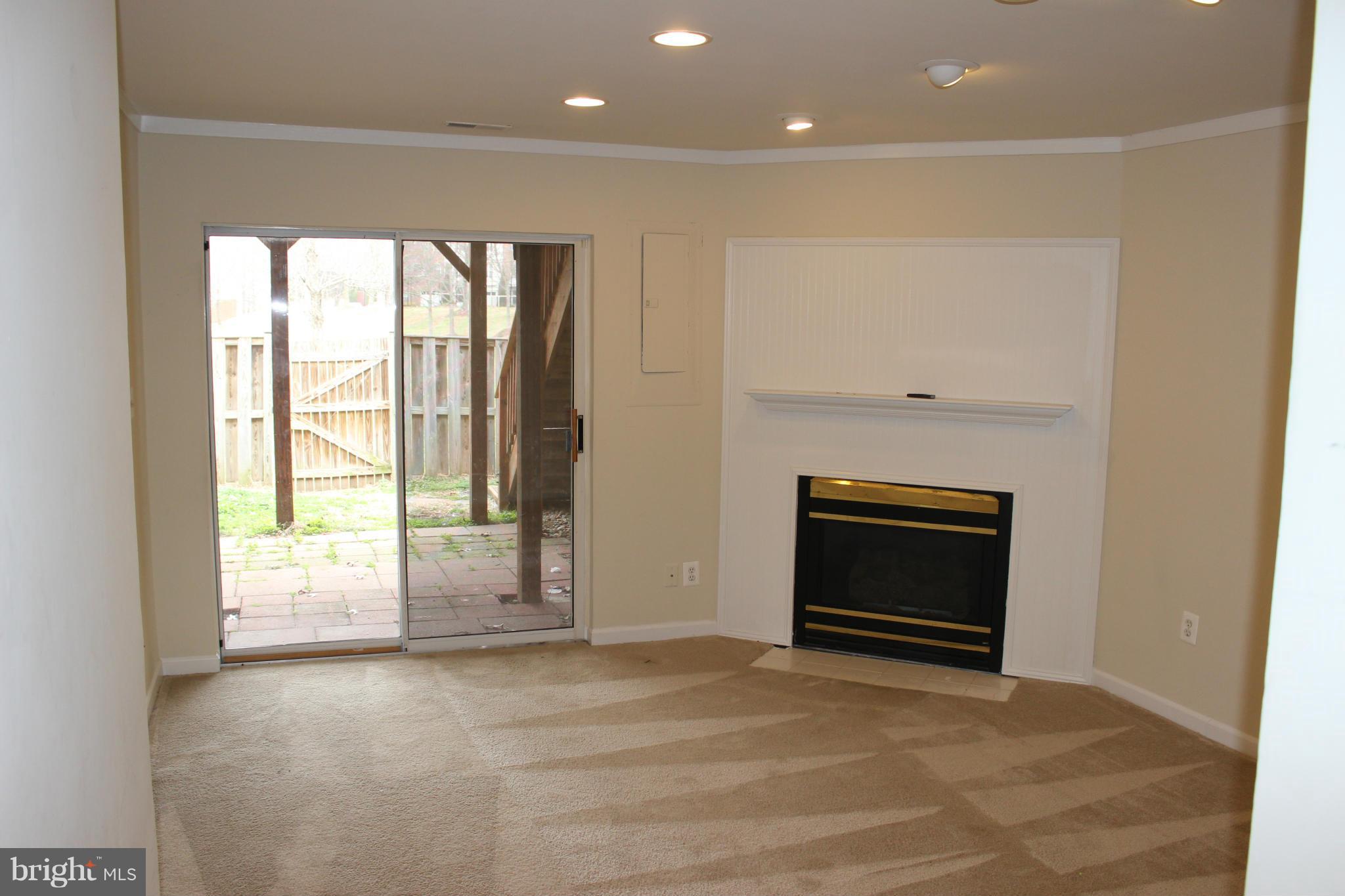 CROSSROADS MANOR - Residential Lease