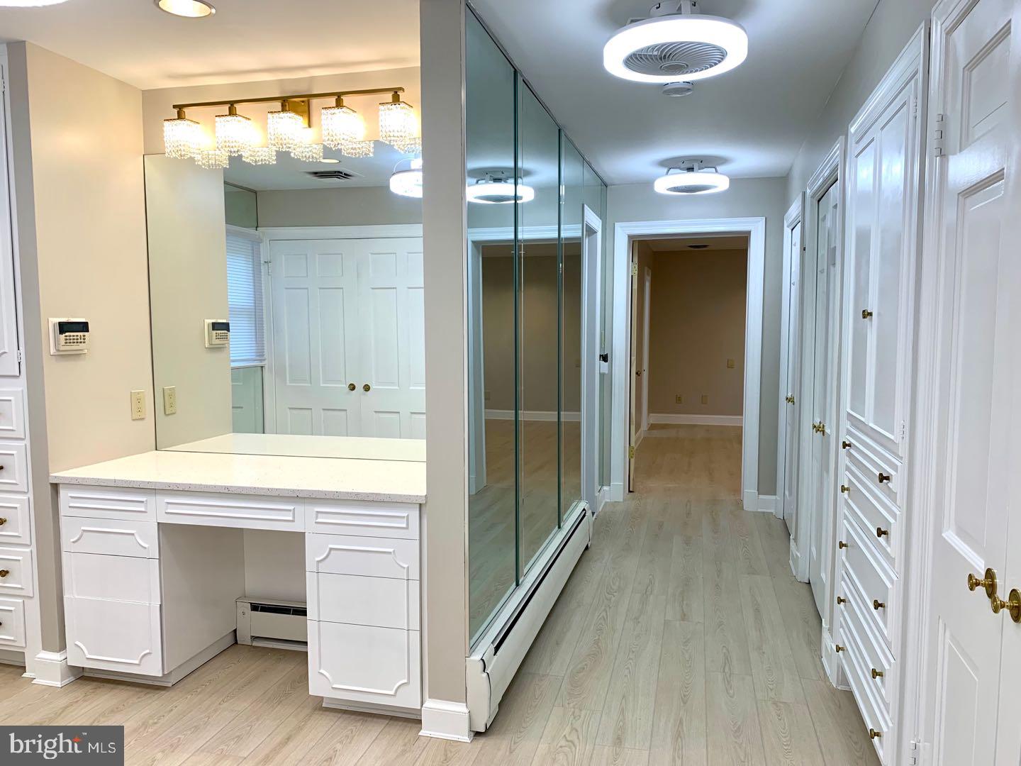 BANNOCKBURN ESTATES - Residential Lease