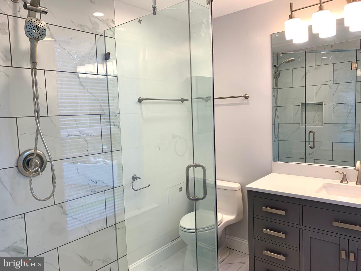 BANNOCKBURN ESTATES - Residential Lease