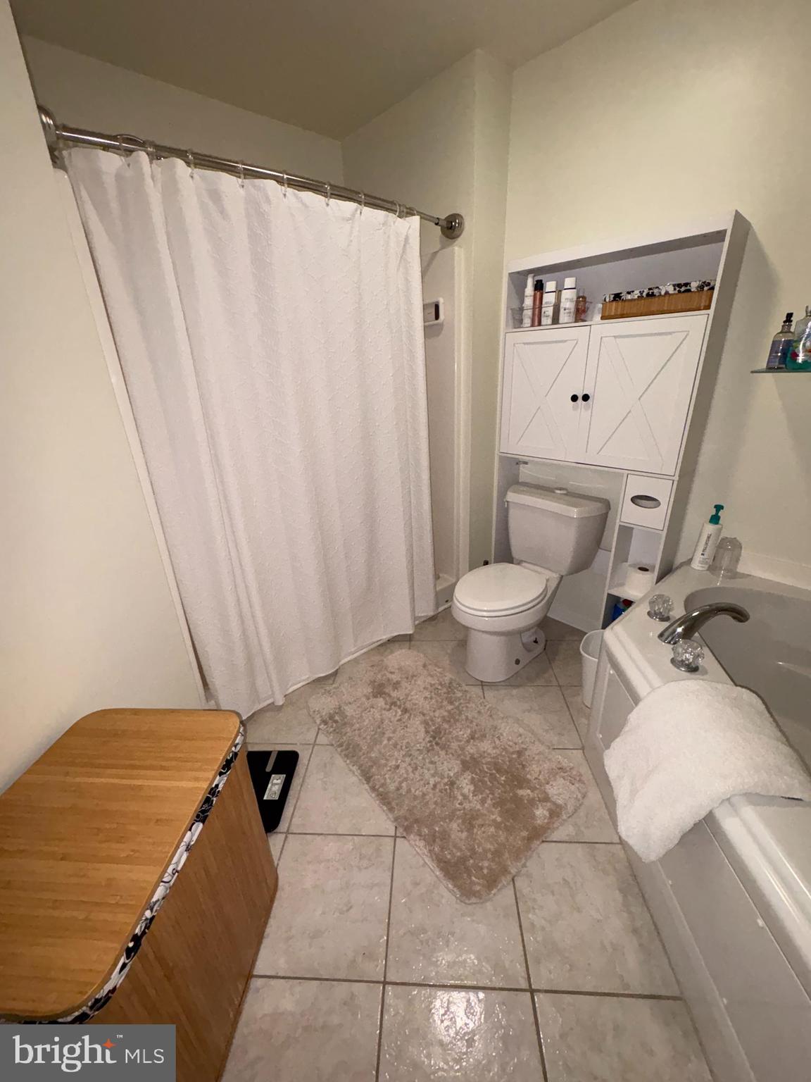 HEARTHSTONE MANOR - Residential