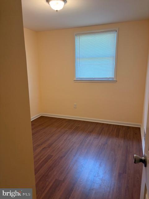 GLENARDEN WOODS - Residential