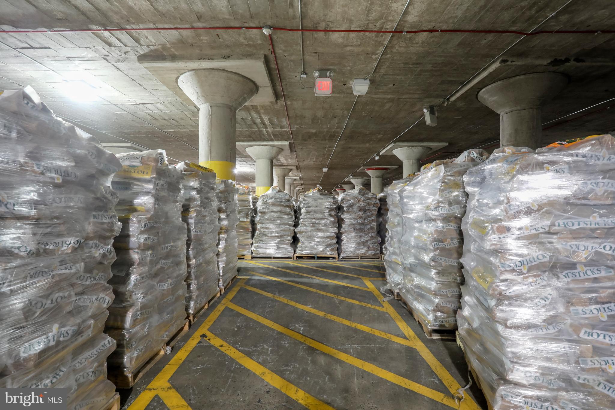 CHAMBERSBURG - Commercial Sale