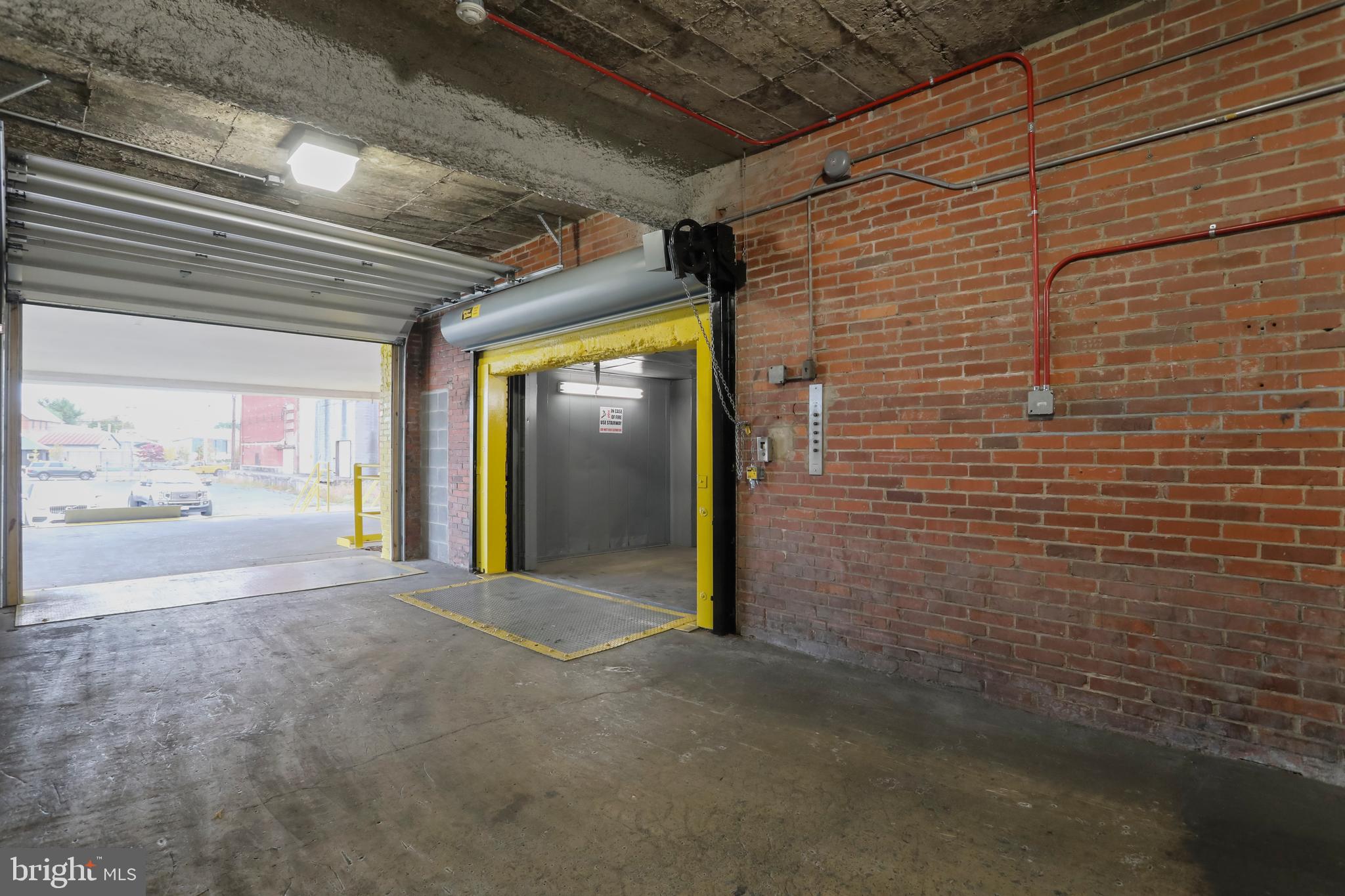 CHAMBERSBURG - Commercial Sale