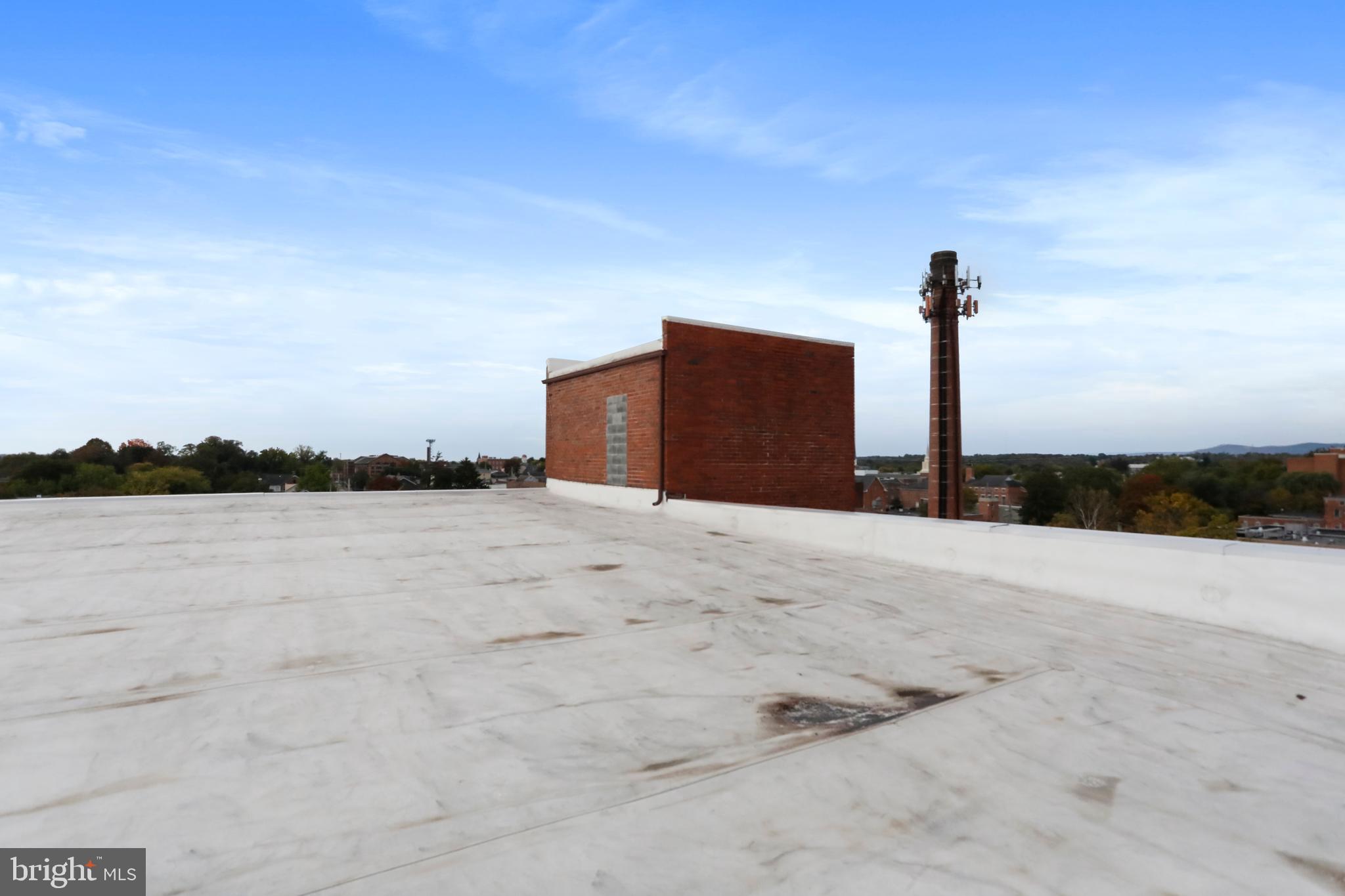 CHAMBERSBURG - Commercial Sale