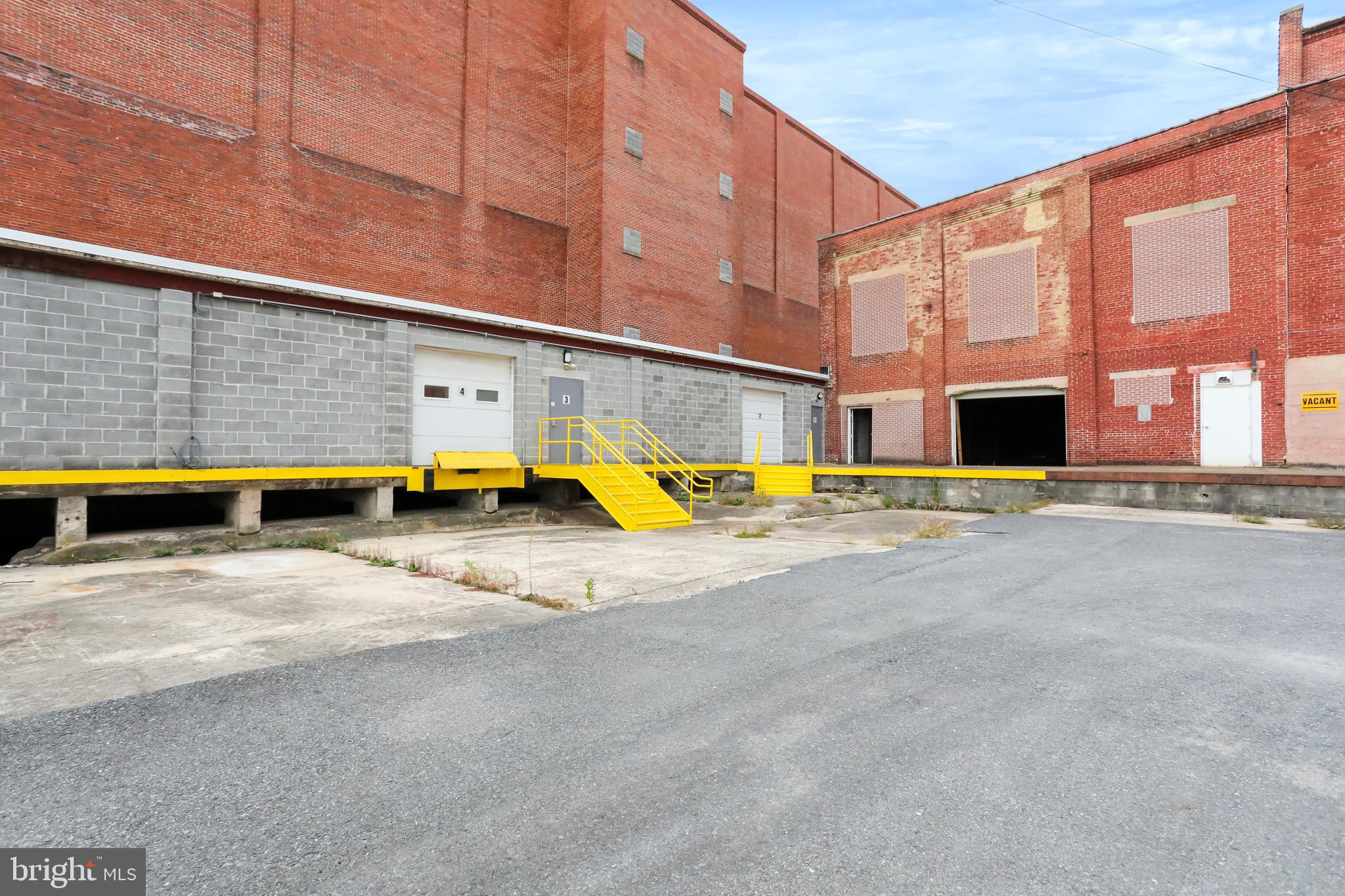 CHAMBERSBURG - Commercial Sale