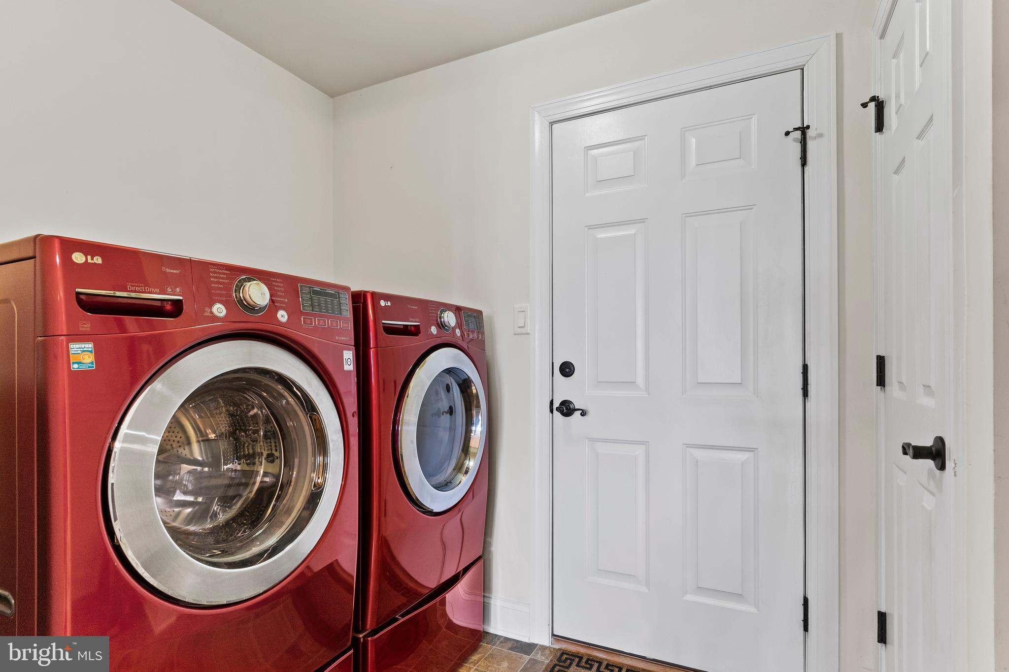 TRADITIONS OF AMERICA AT SILVER SPRING - Residential