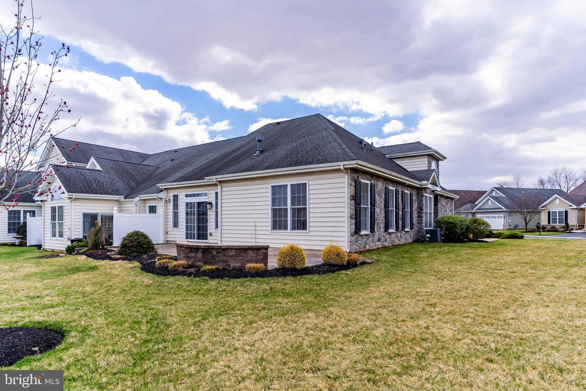 TRADITIONS OF AMERICA AT SILVER SPRING - Residential