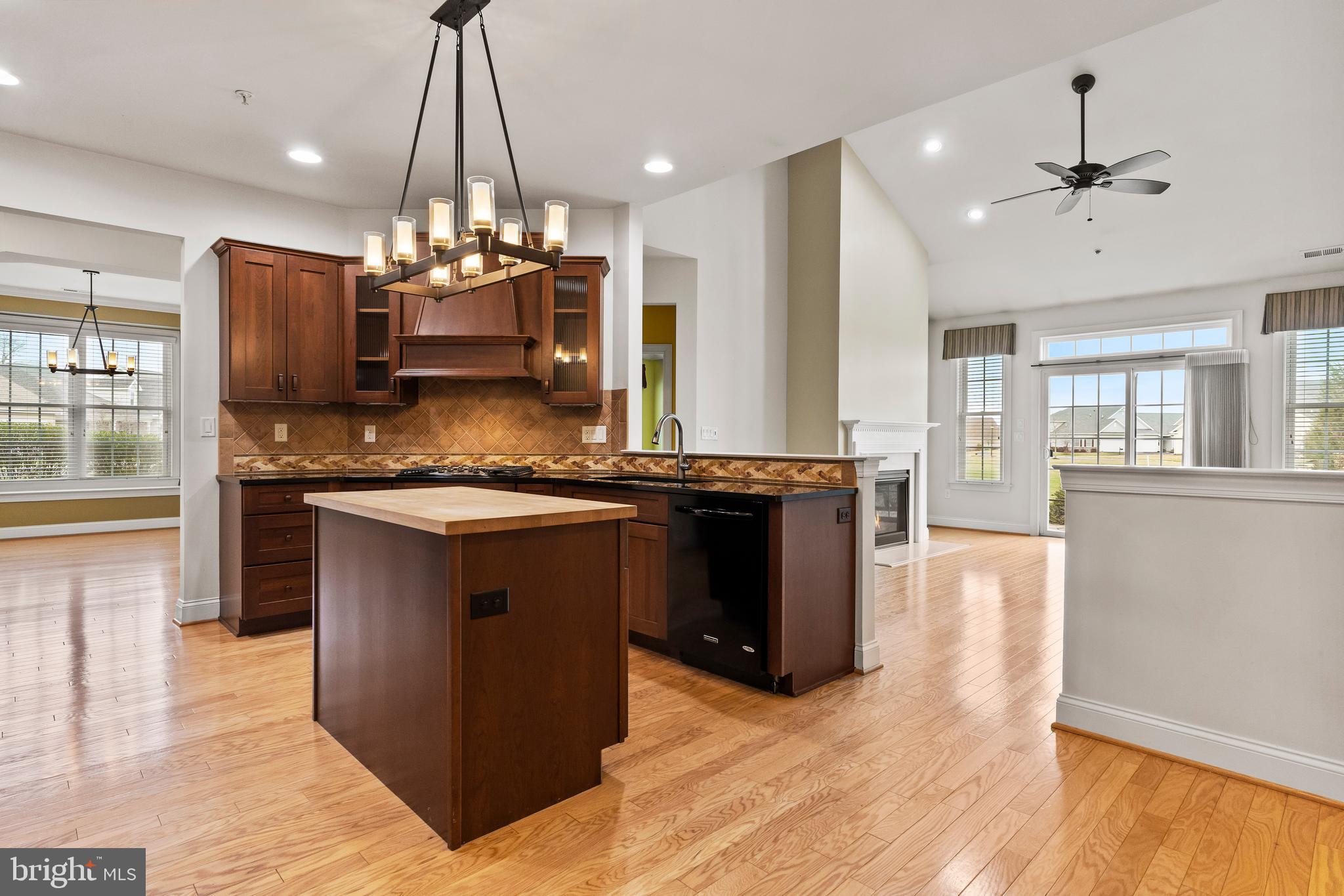 TRADITIONS OF AMERICA AT SILVER SPRING - Residential