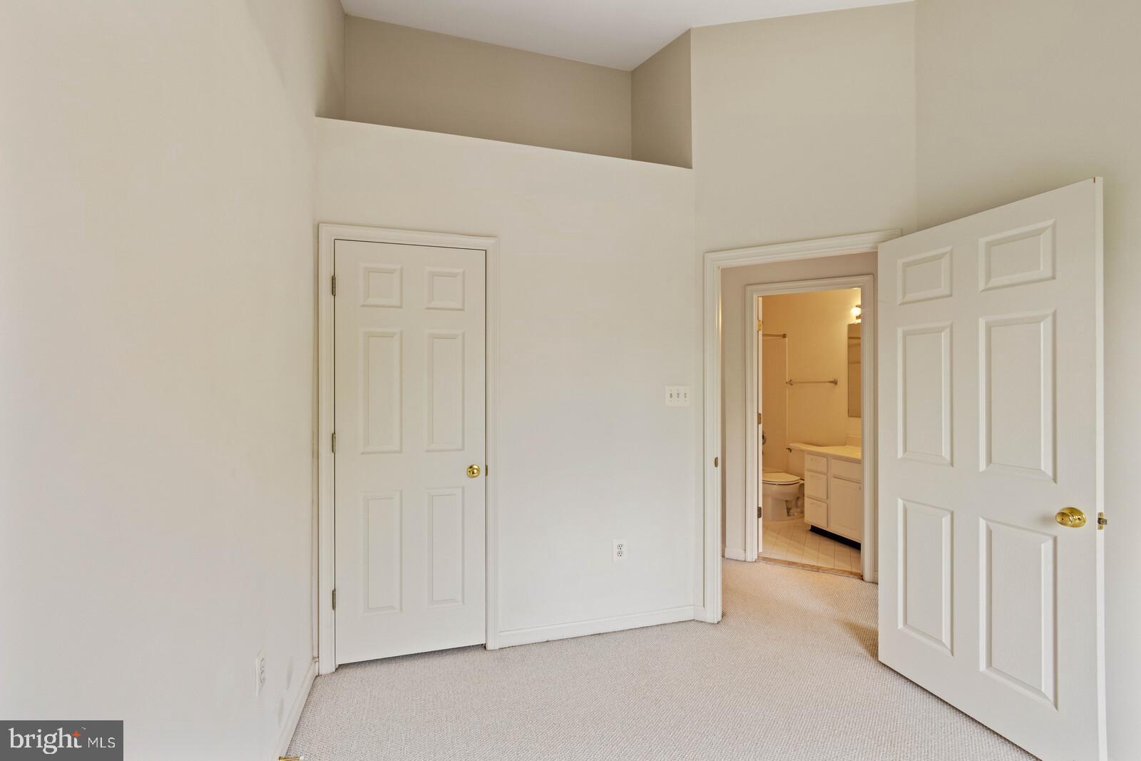 DOMINION STATION - Residential