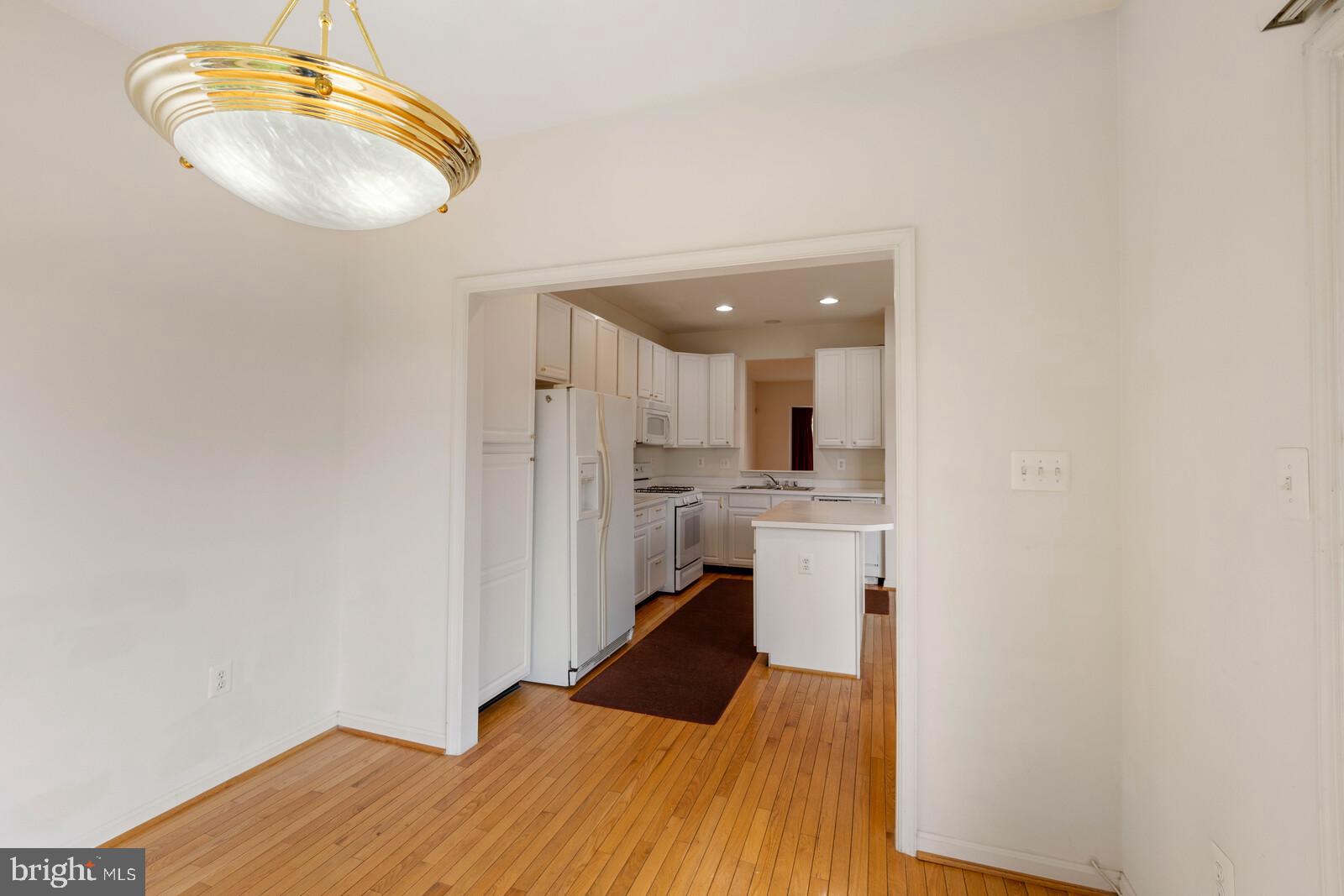 DOMINION STATION - Residential