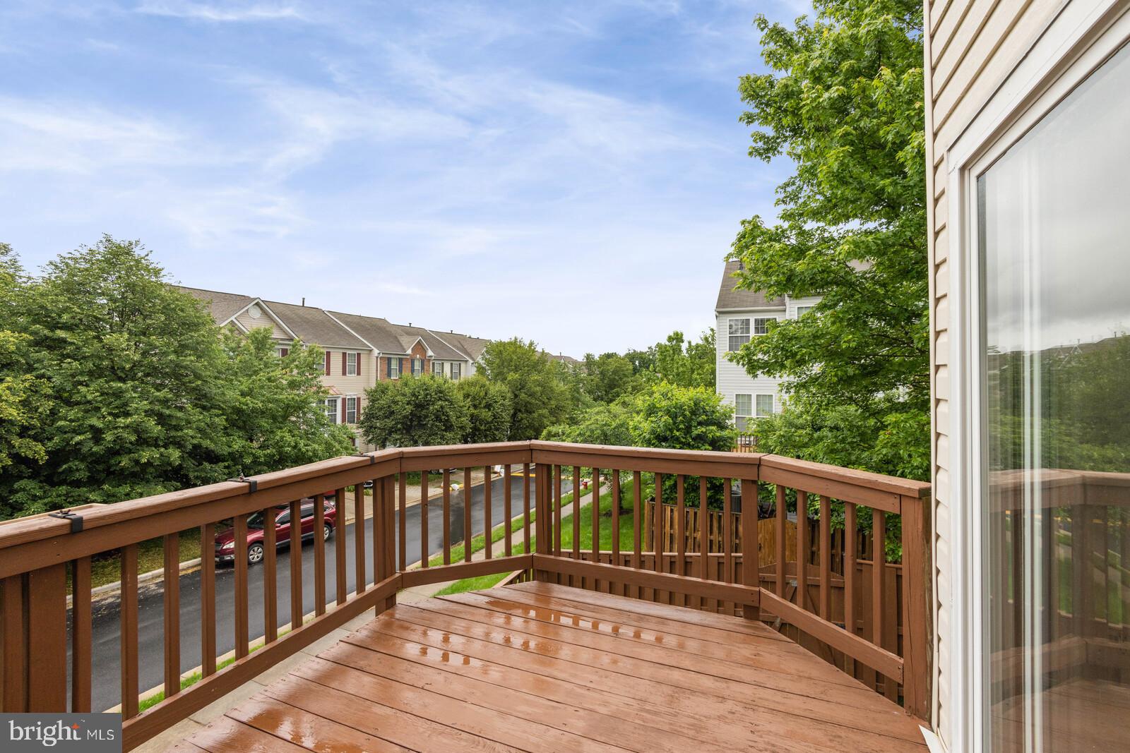 DOMINION STATION - Residential