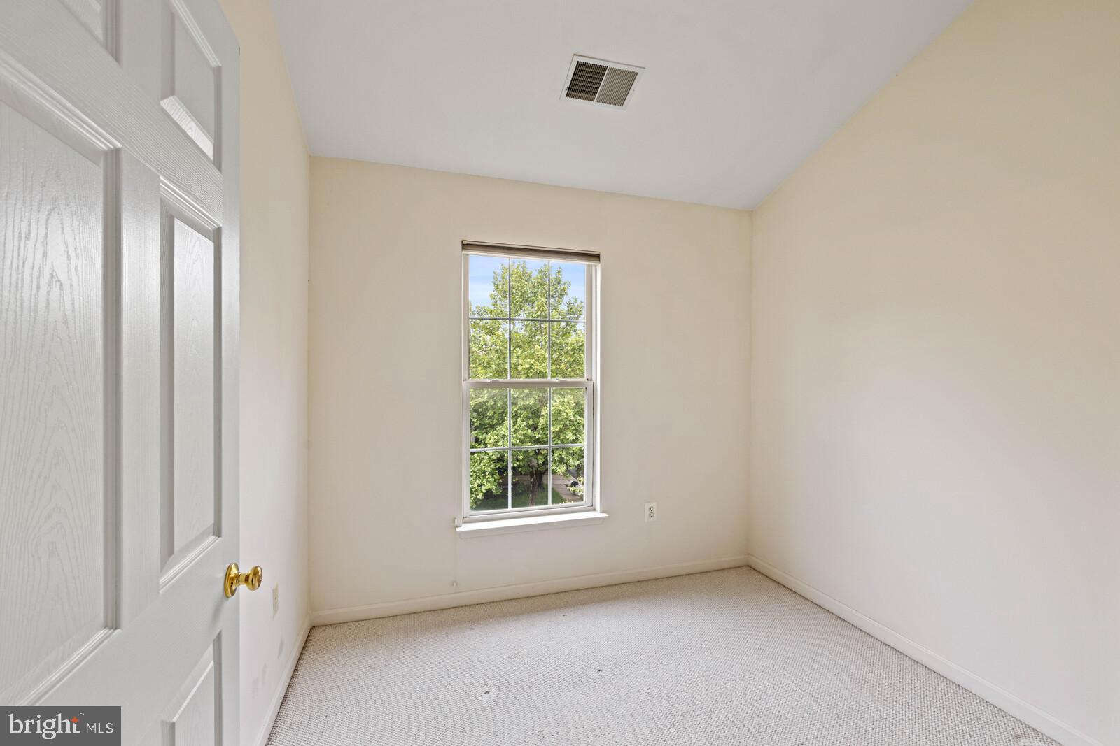 DOMINION STATION - Residential