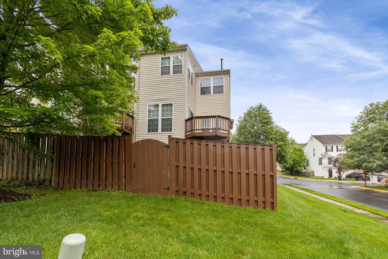 DOMINION STATION - Residential