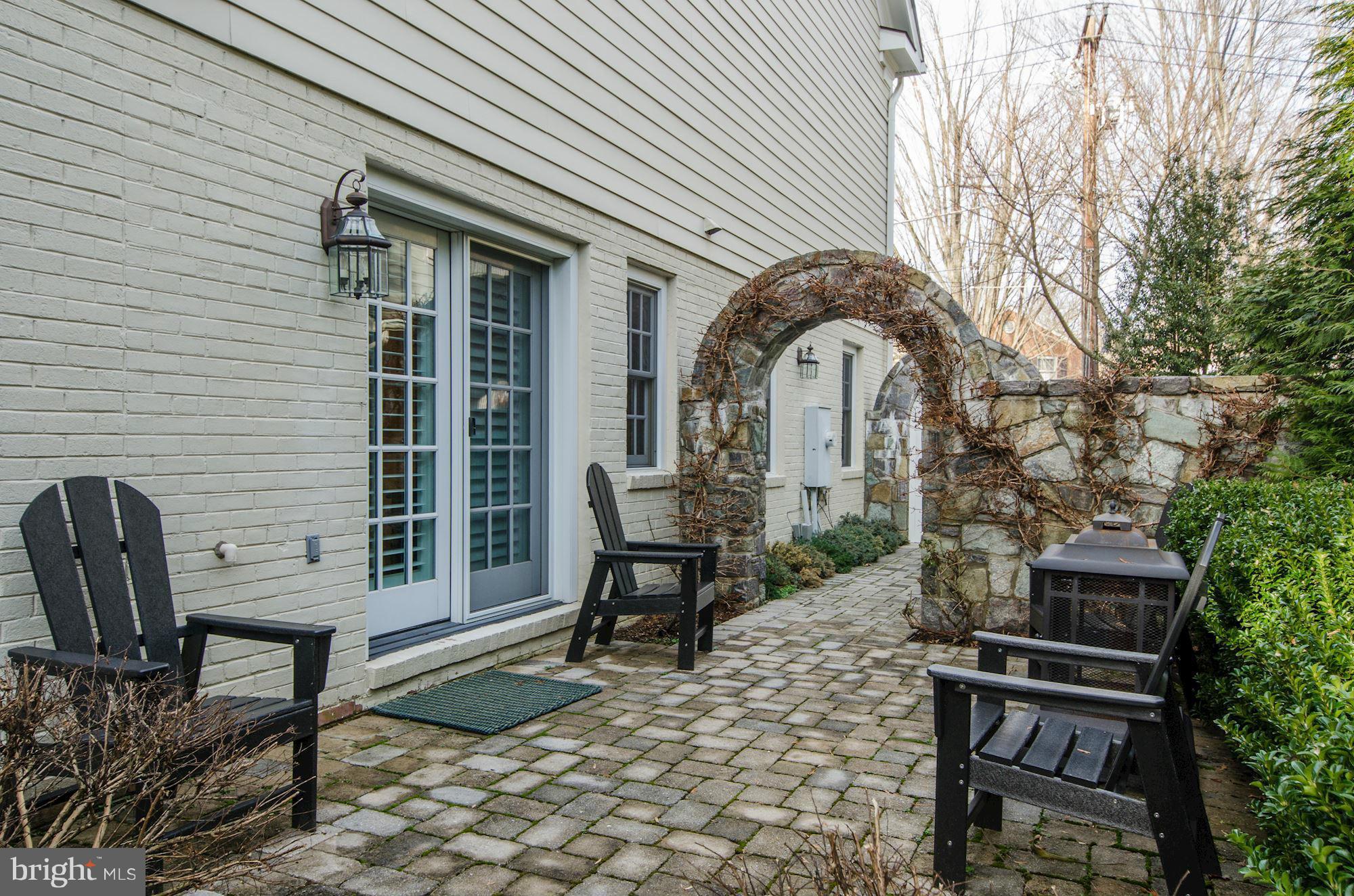 SPRINGFIELD - Residential