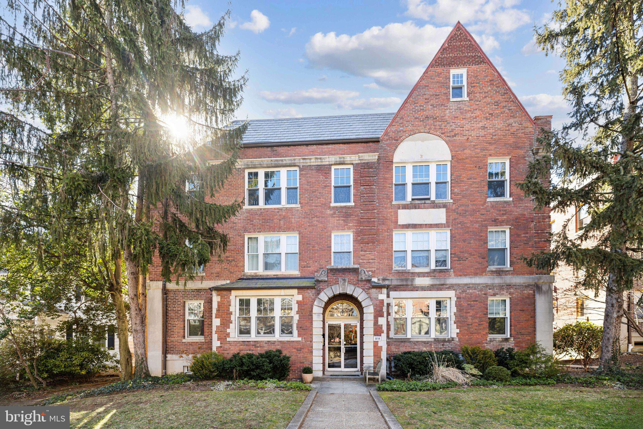 3018 PORTER STREET NW 101