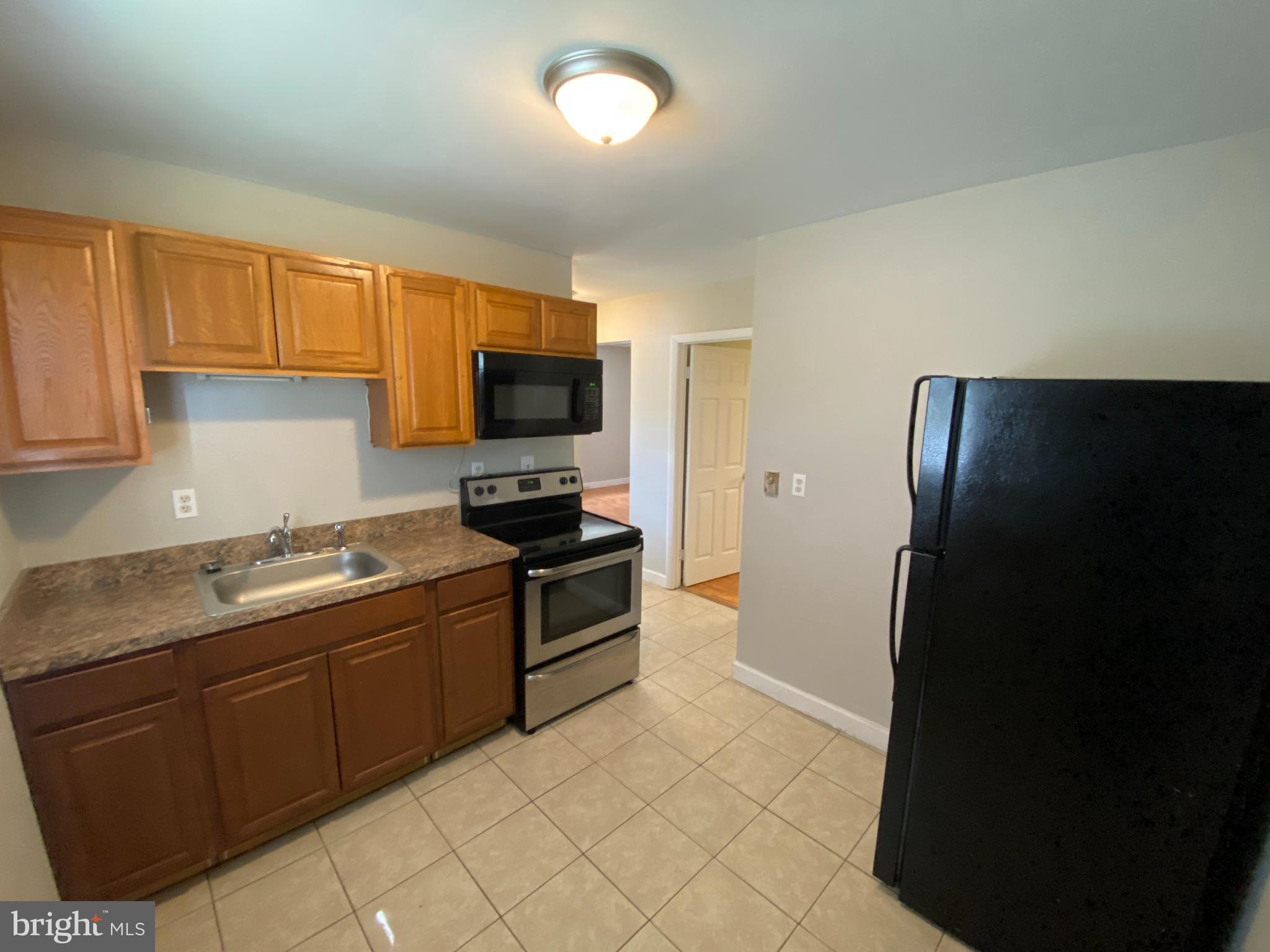 COLONIAL BEACH - Residential Lease