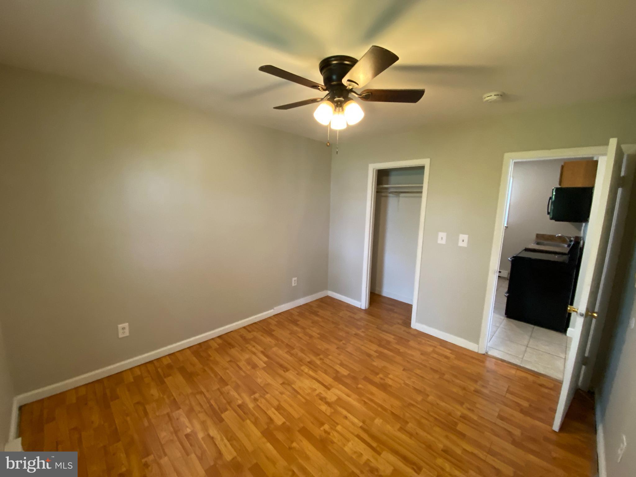 COLONIAL BEACH - Residential Lease