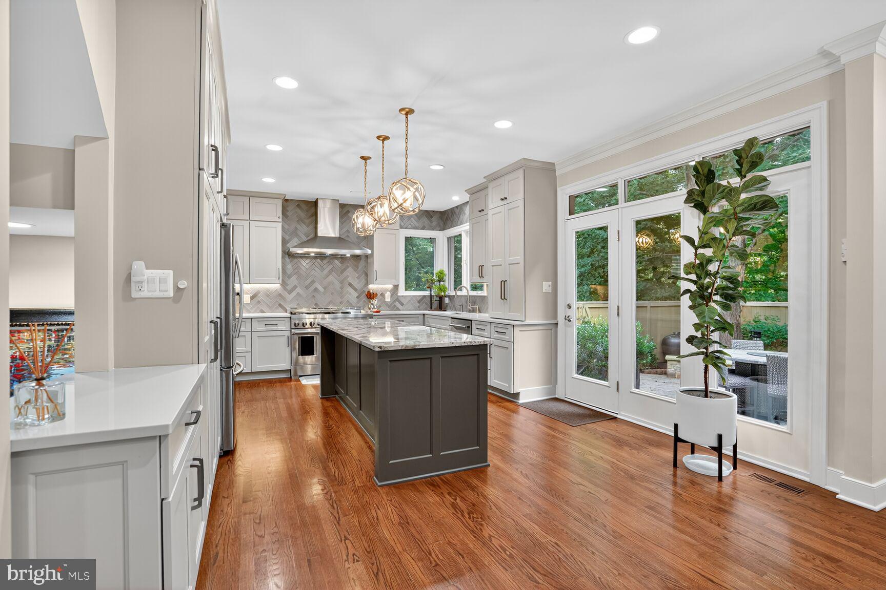 HIGHLAND PARK - Residential