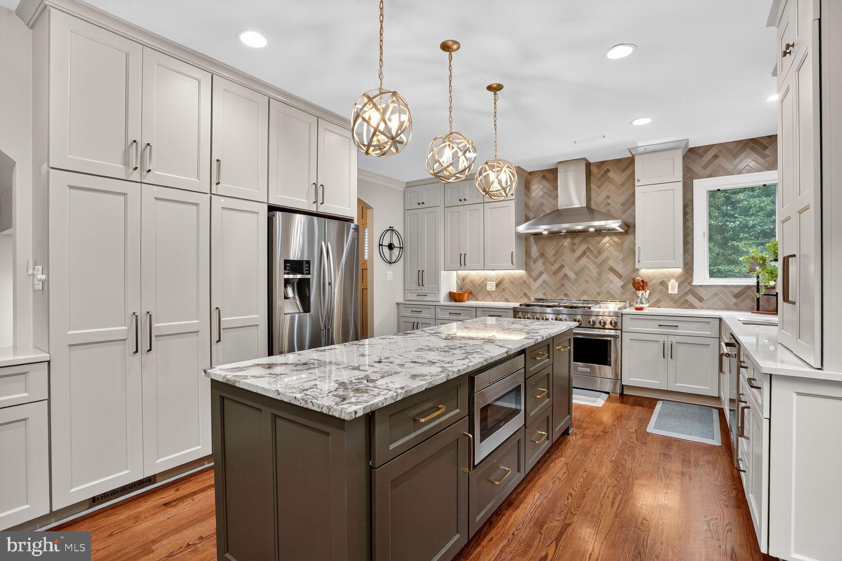 HIGHLAND PARK - Residential