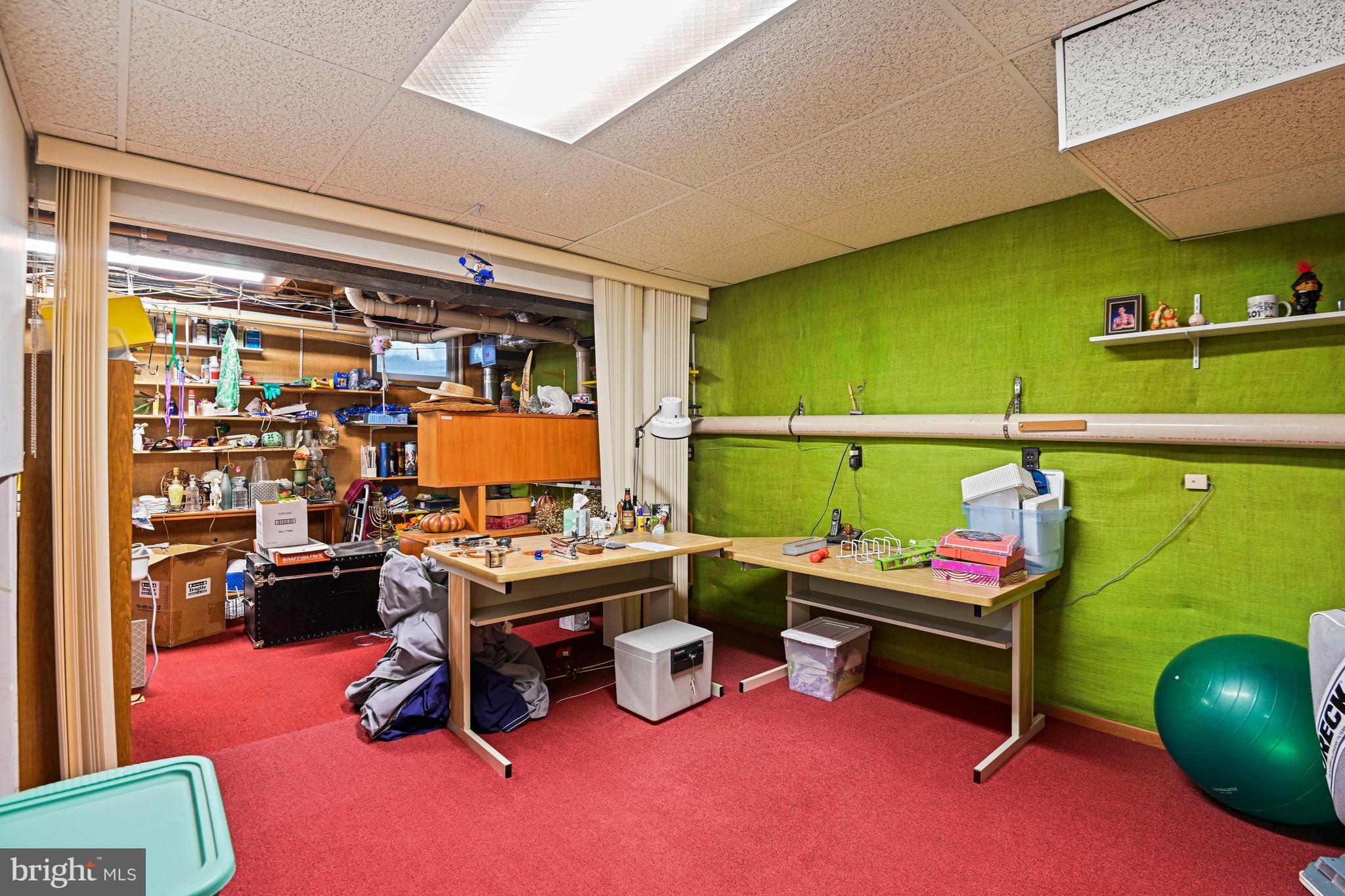 HIDDENBROOK - Residential