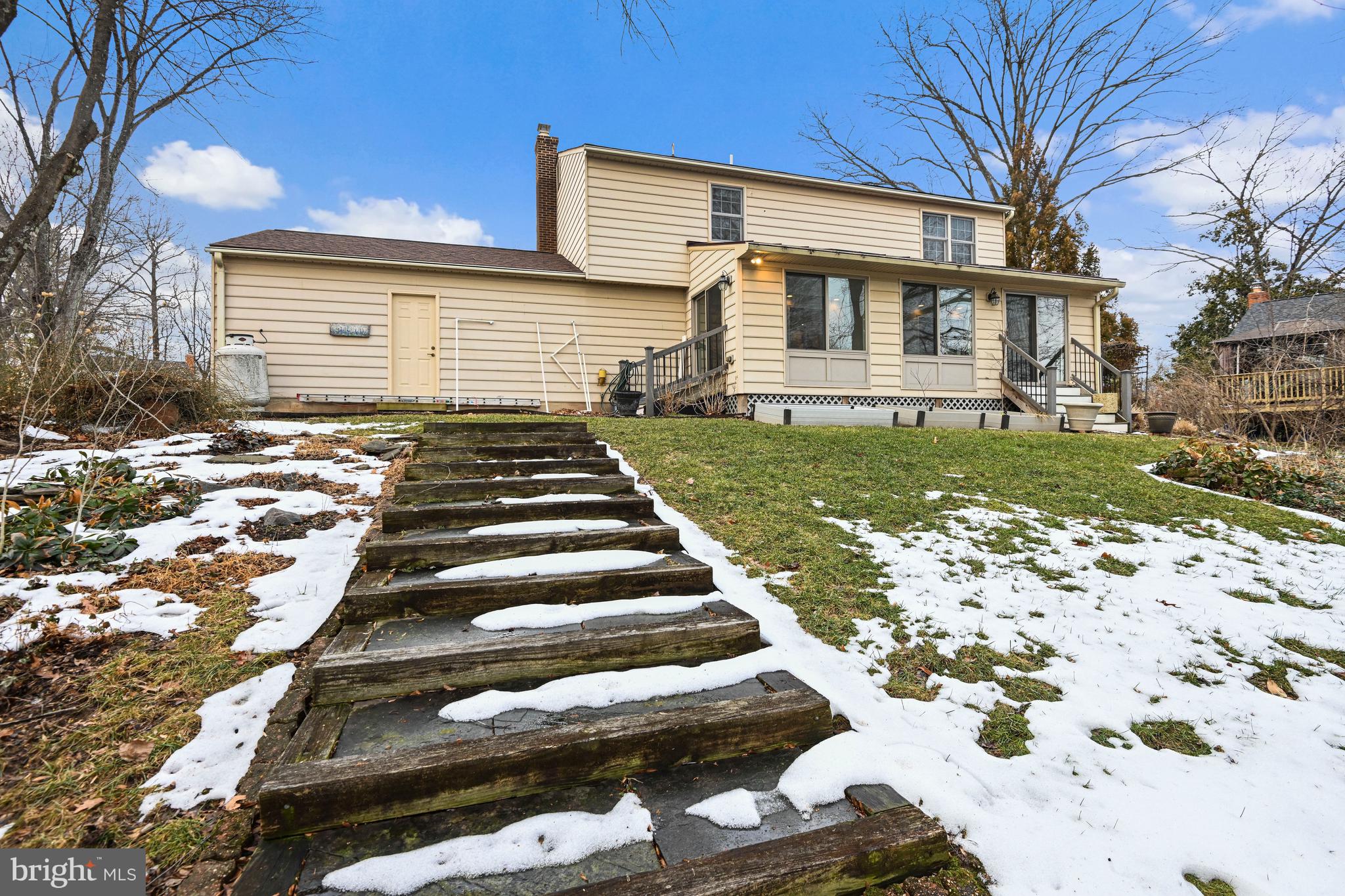 HIDDENBROOK - Residential