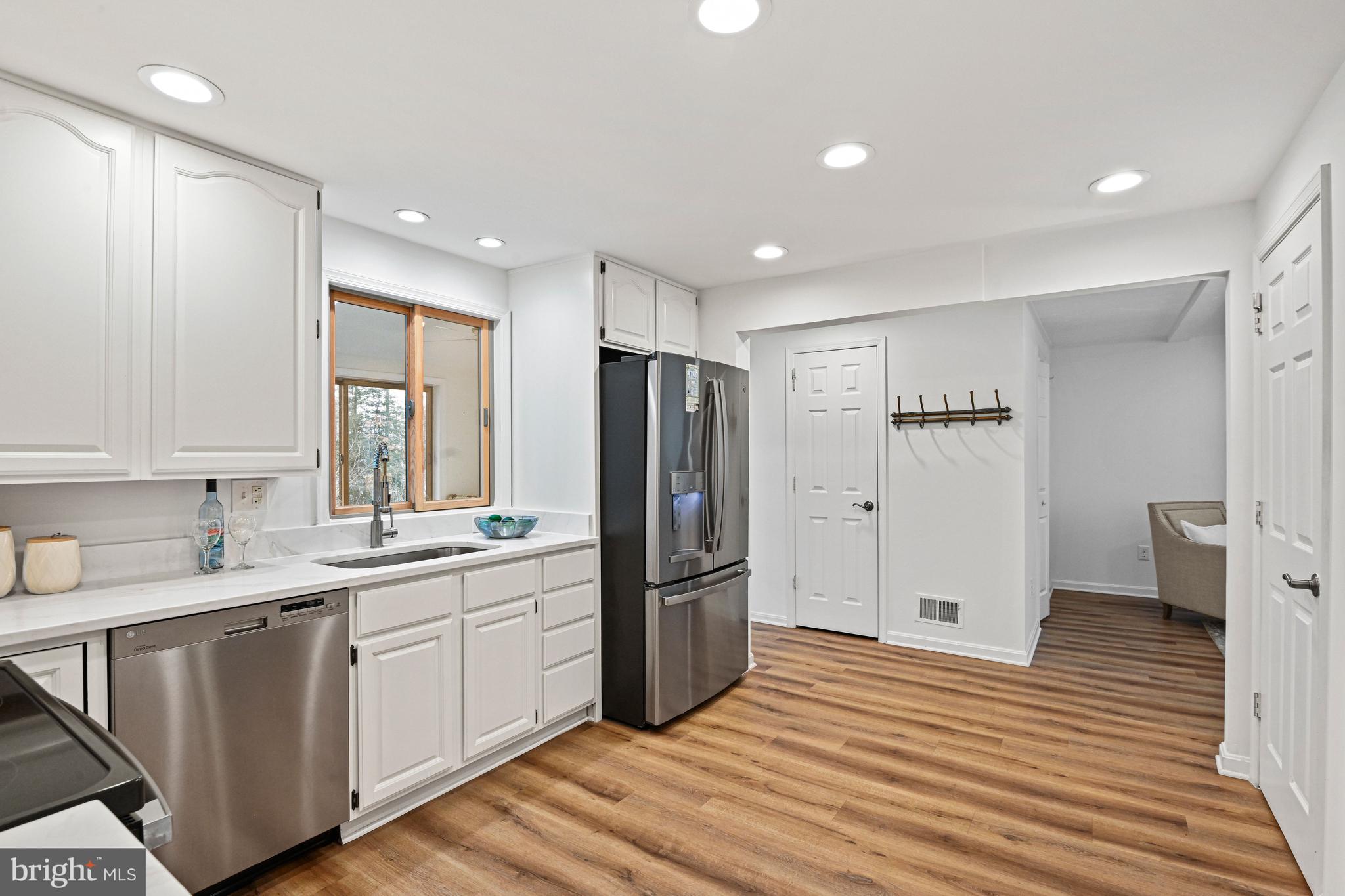 HIDDENBROOK - Residential