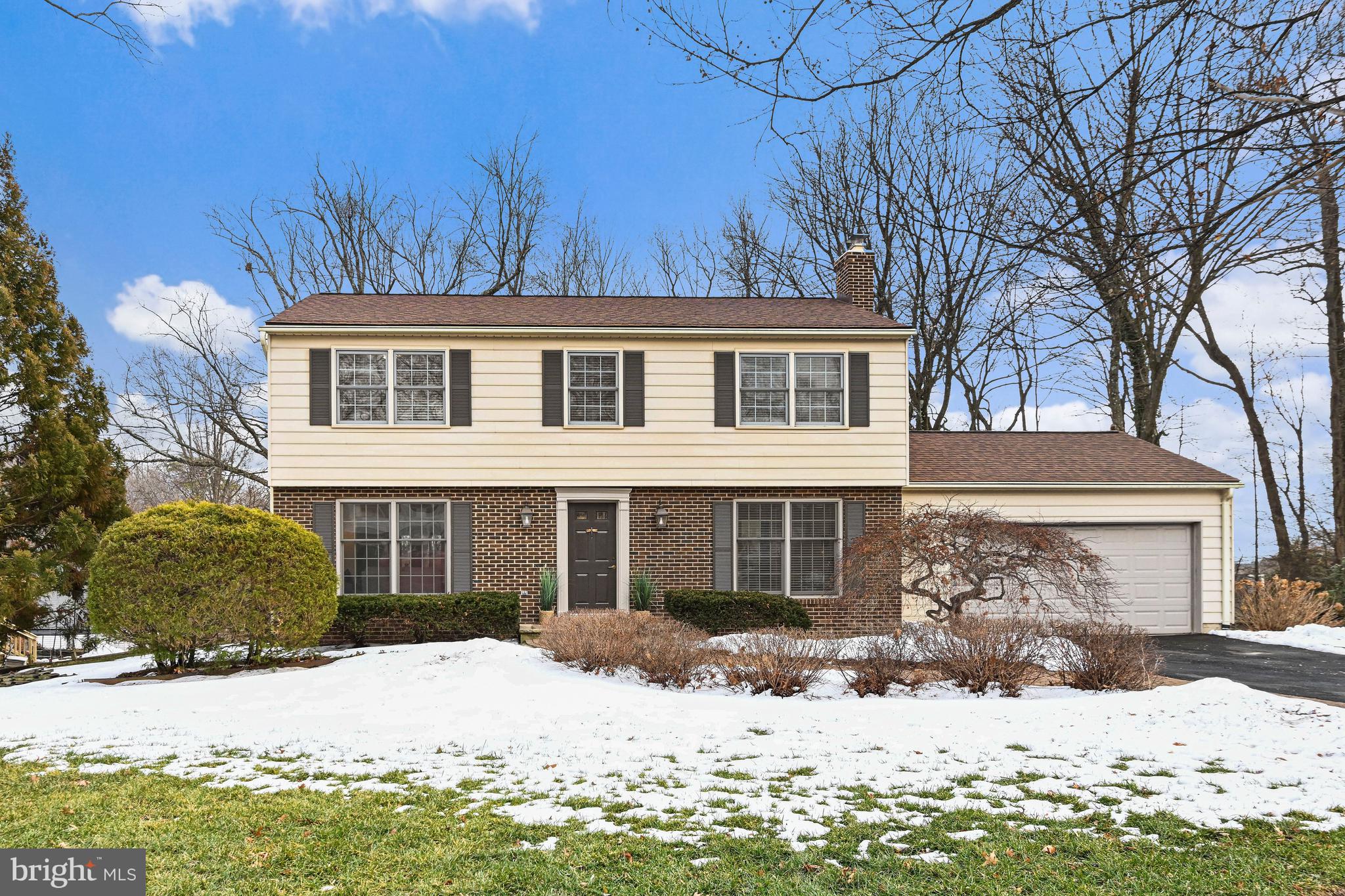 HIDDENBROOK - Residential