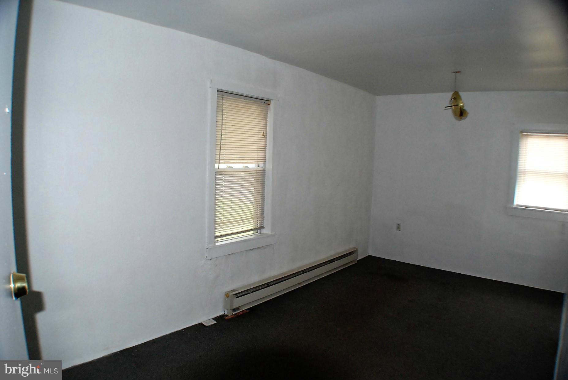 ROCK CLIFF - Residential