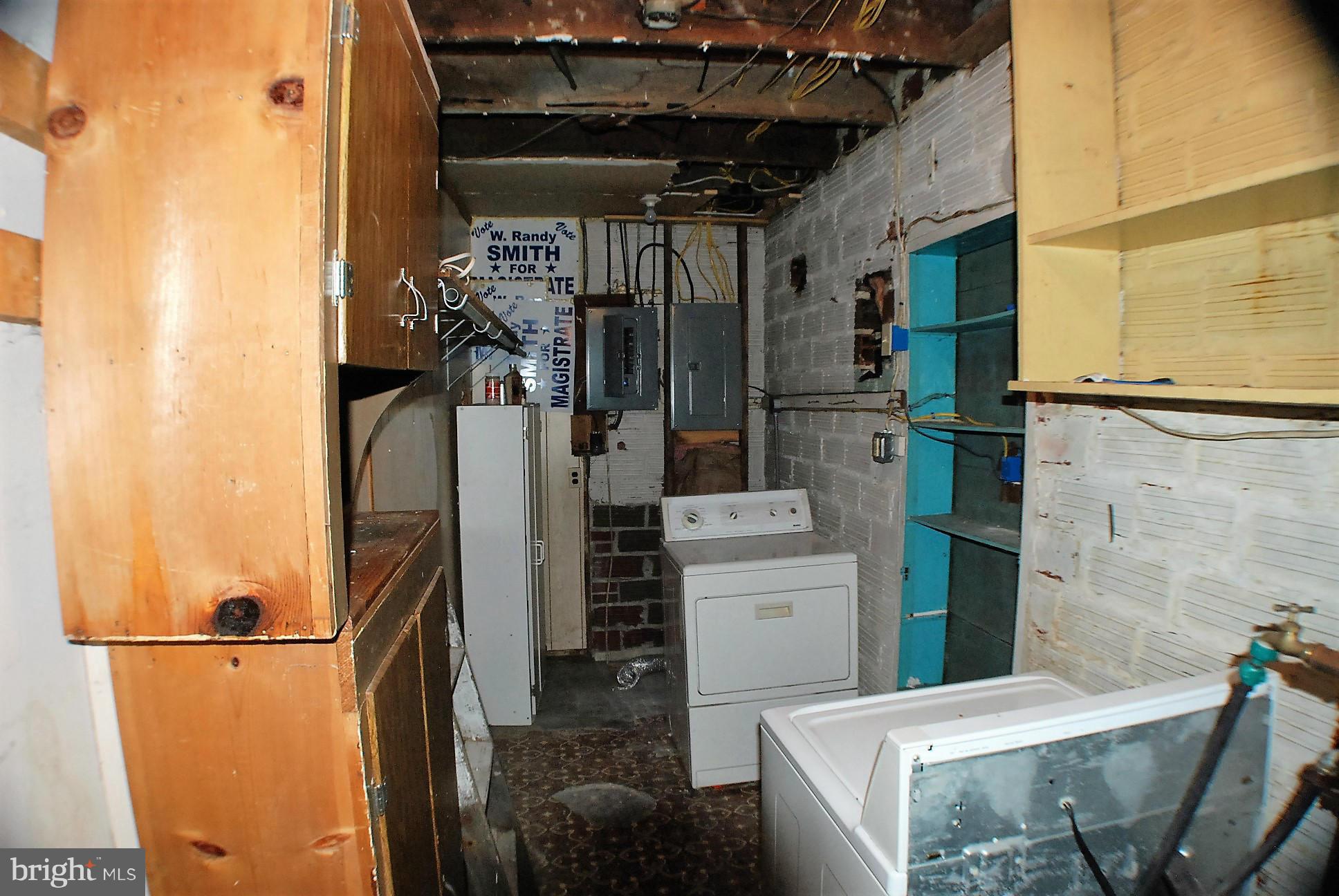 ROCK CLIFF - Residential