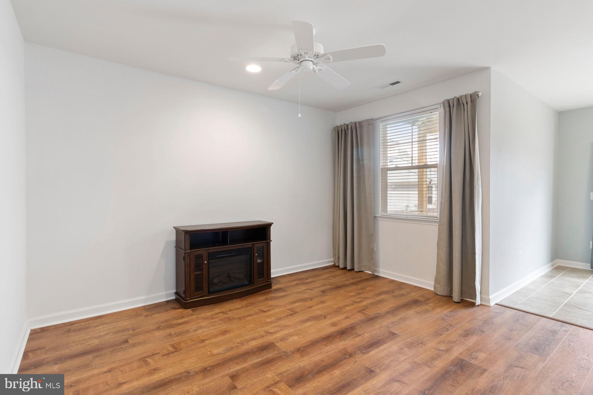 317 SHIPYARD DRIVE 67