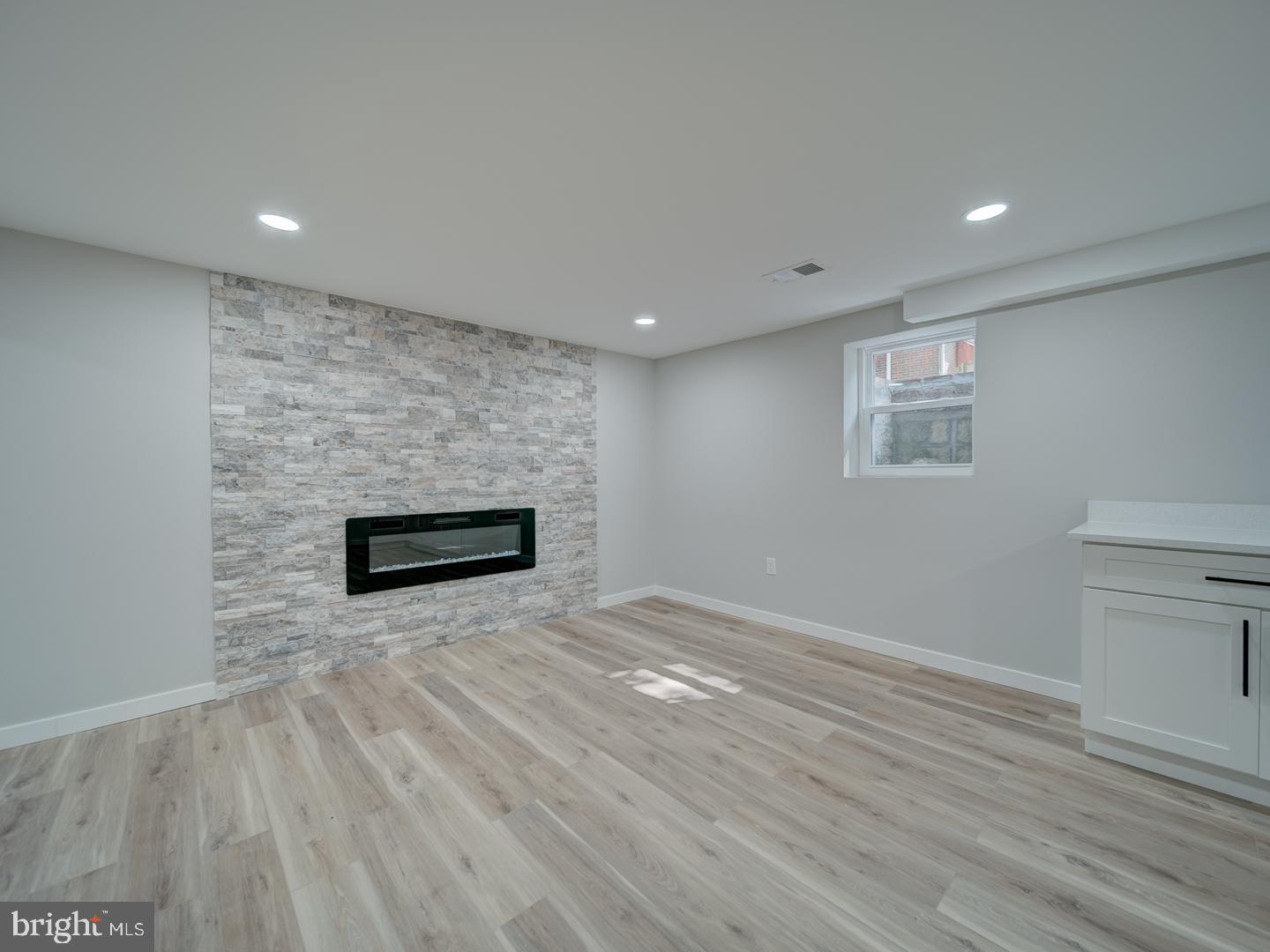 MIDDLETON - Residential